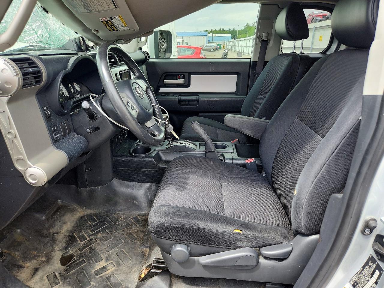 2007 Toyota Fj Cruiser Base Silver vin: JTEBU11F670073045