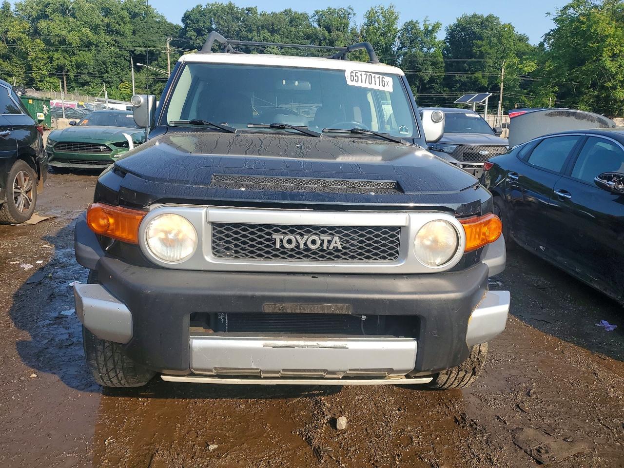 2007 Toyota Fj Cruiser Base Black vin: JTEBU11F670080125