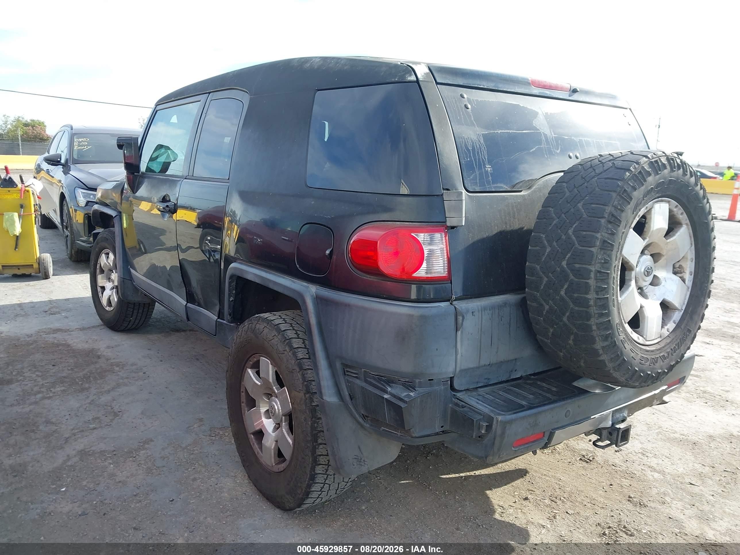 2007 Toyota Fj Cruiser   Black vin: JTEBU11F670087947