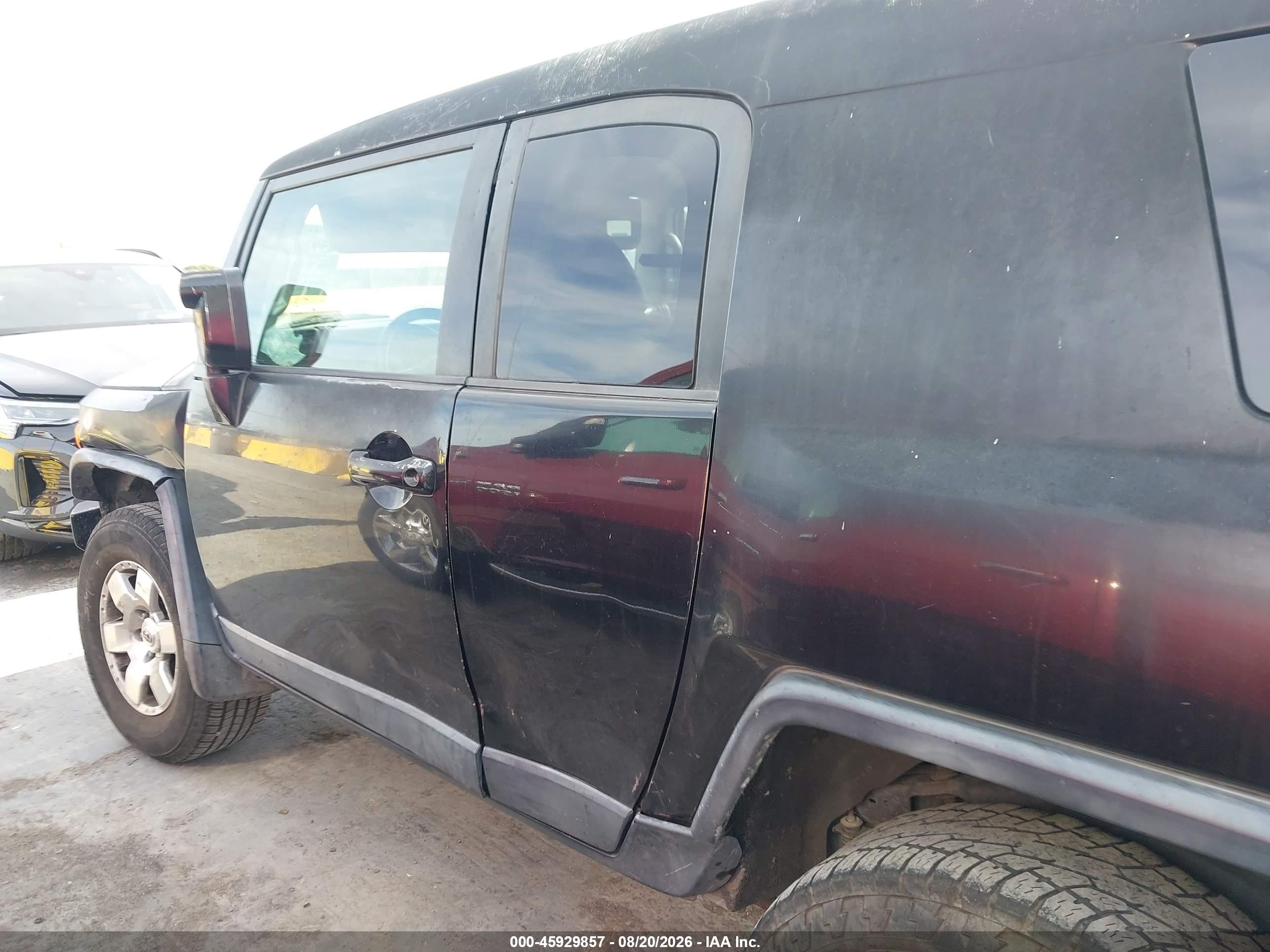 2007 Toyota Fj Cruiser   Black vin: JTEBU11F670087947