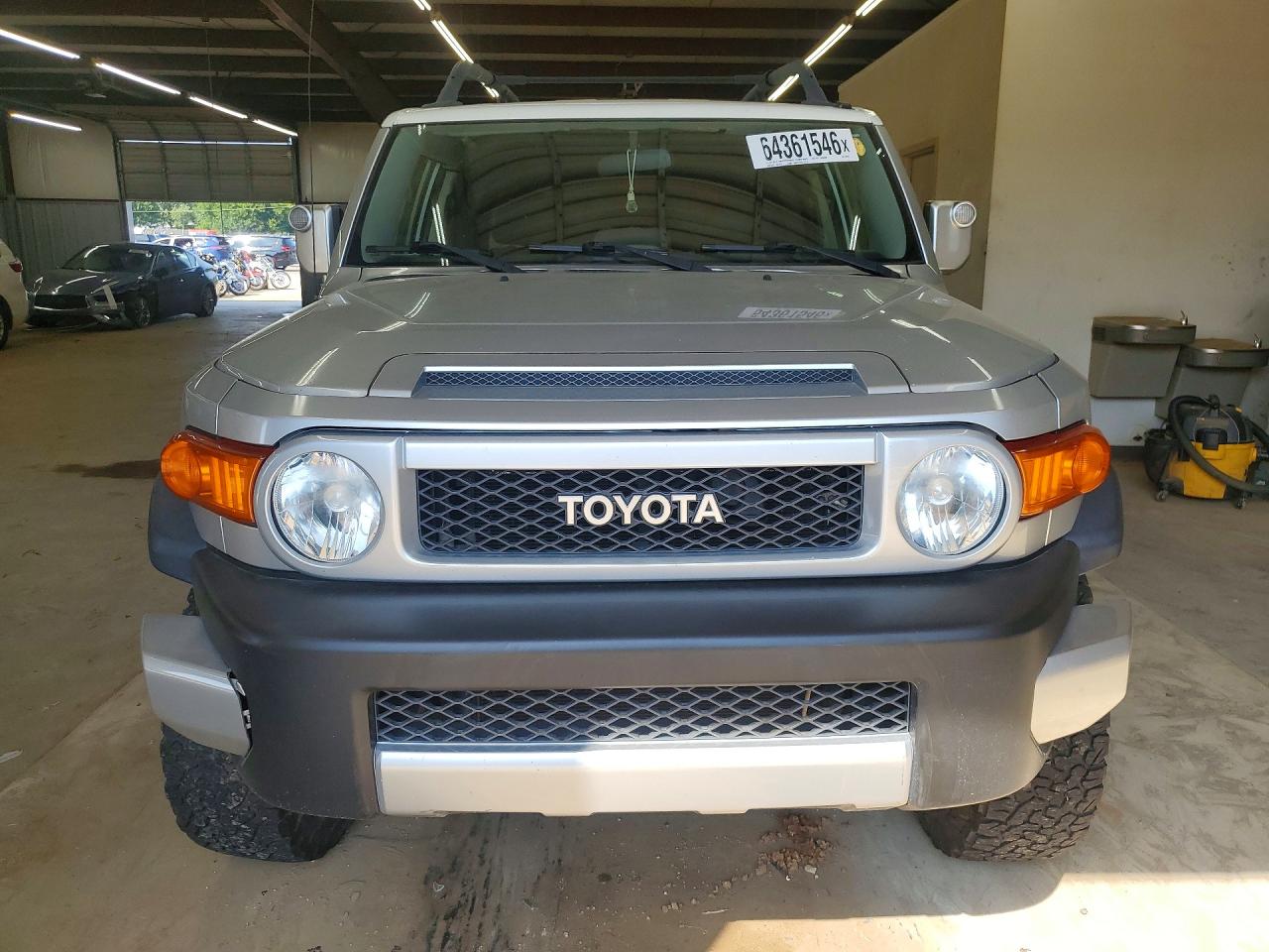 2007 Toyota Fj Cruiser Base Silver vin: JTEBU11F670096521