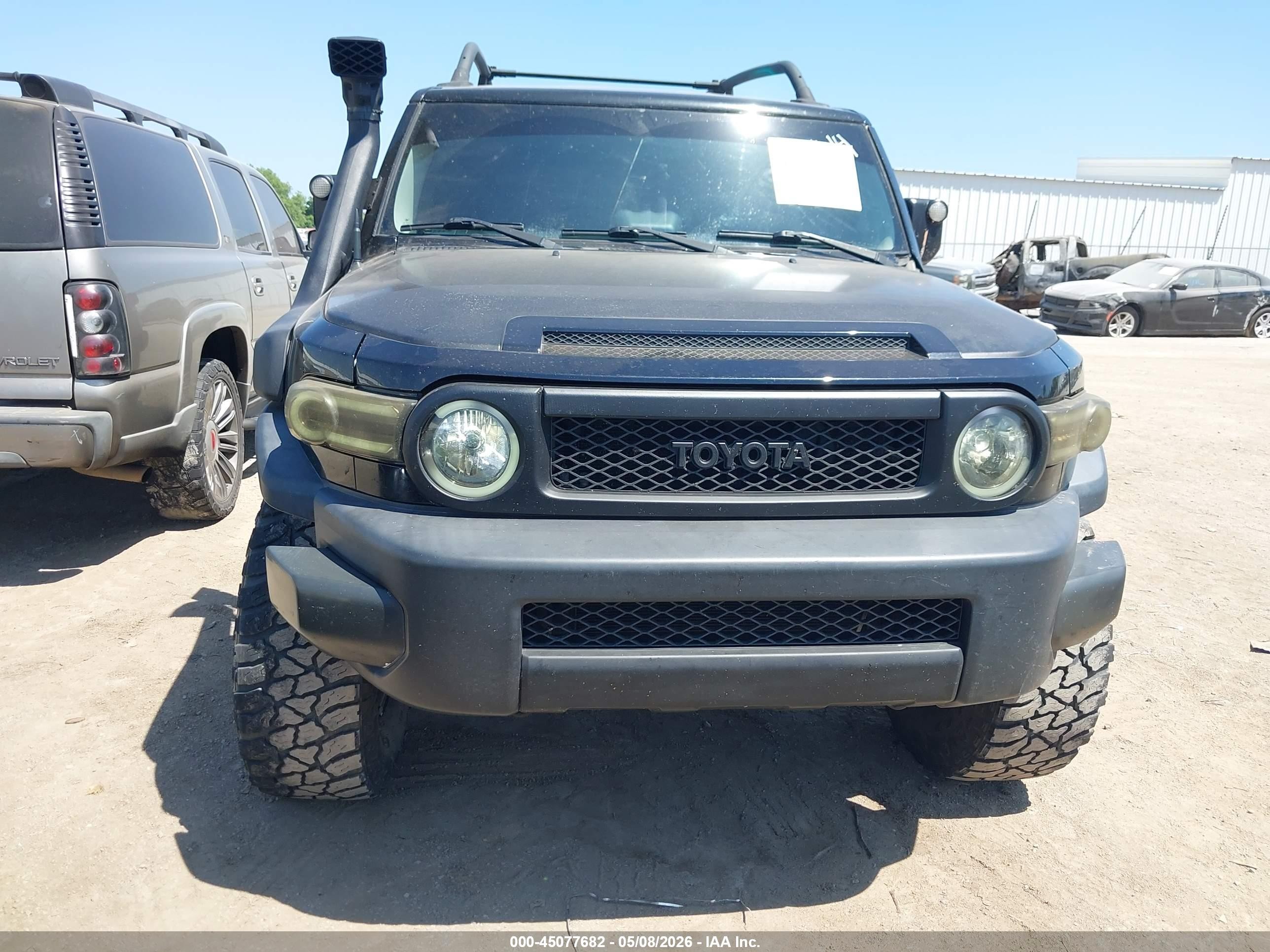 2008 Toyota Fj Cruiser   Black vin: JTEBU11F680104604