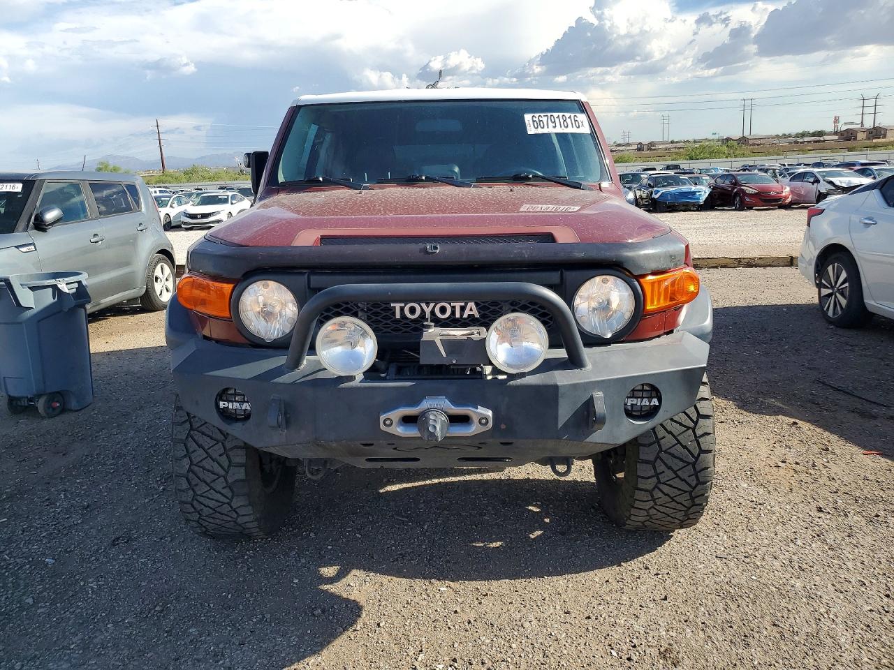 2008 Toyota Fj Cruiser Base Burgundy vin: JTEBU11F68K004572