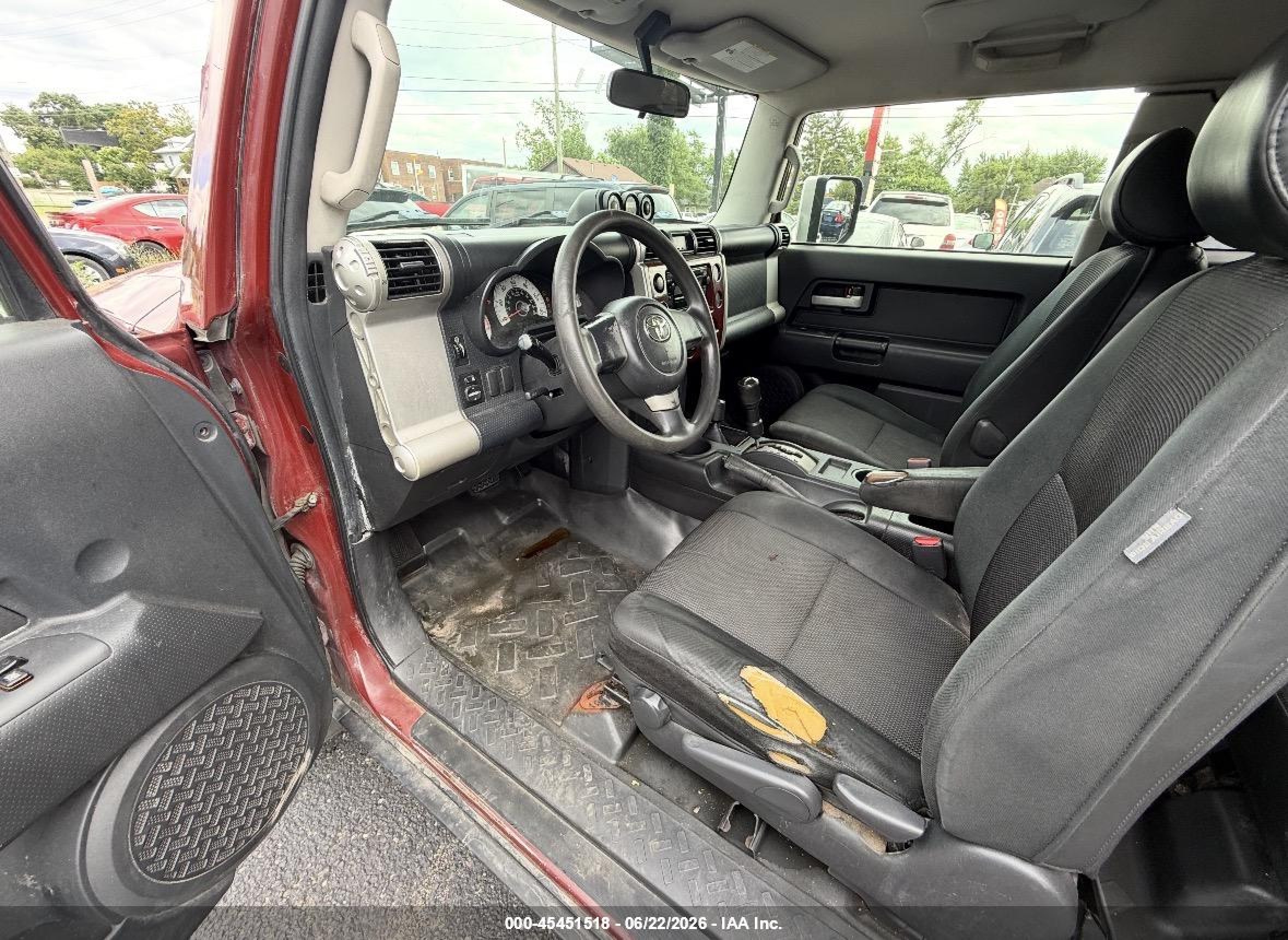 2008 Toyota Fj Cruiser   vin: JTEBU11F68K030590