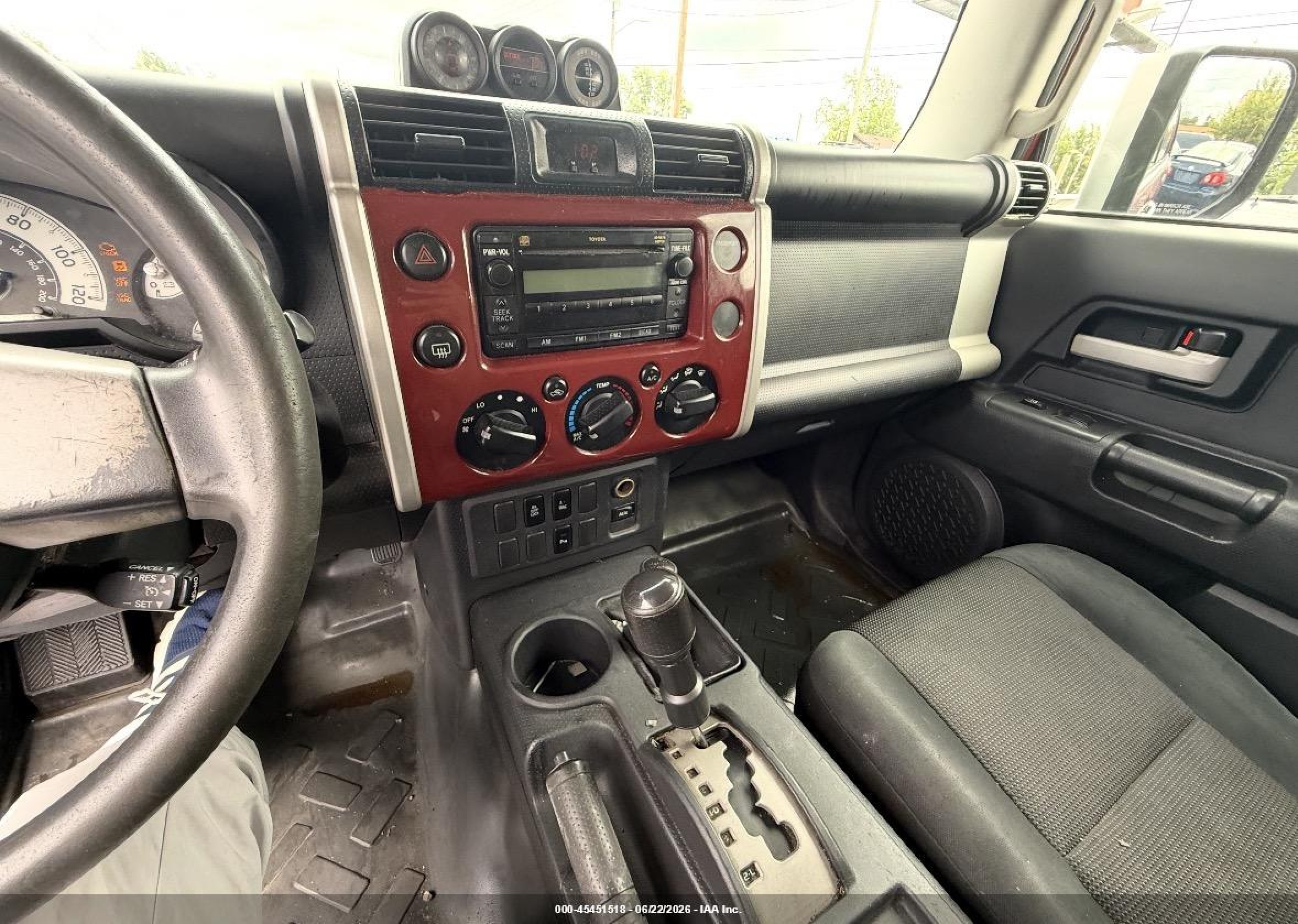 2008 Toyota Fj Cruiser   vin: JTEBU11F68K030590