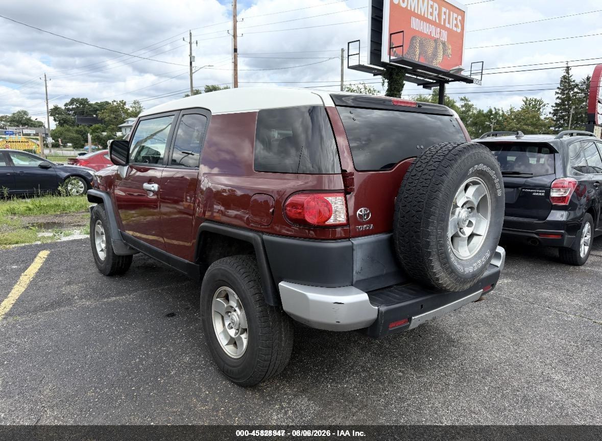 2008 Toyota Fj Cruiser   vin: JTEBU11F68K030590