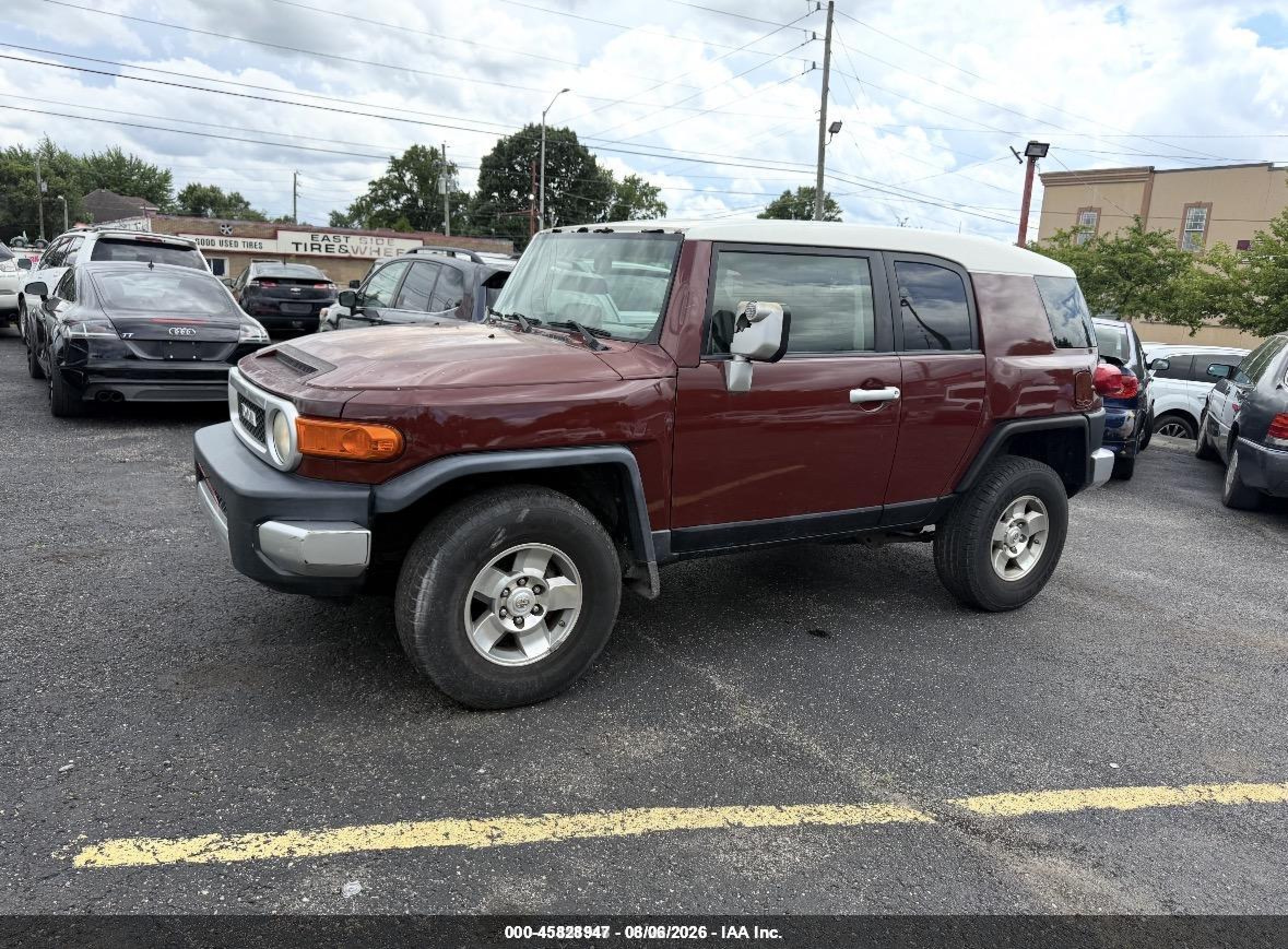 2008 Toyota Fj Cruiser   vin: JTEBU11F68K030590