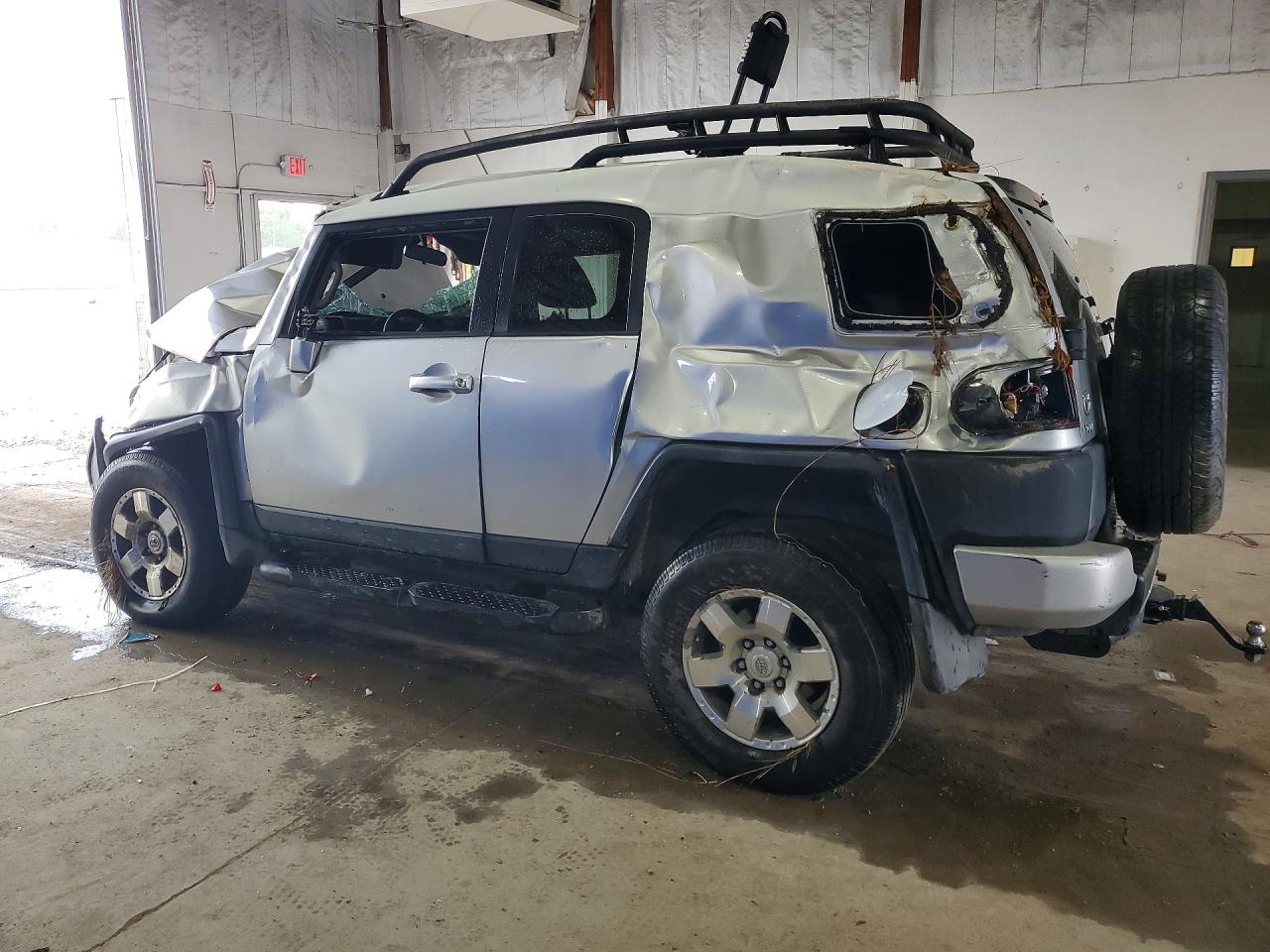 2008 Toyota Fj Cruiser Base Серебряный vin: JTEBU11F68K037992