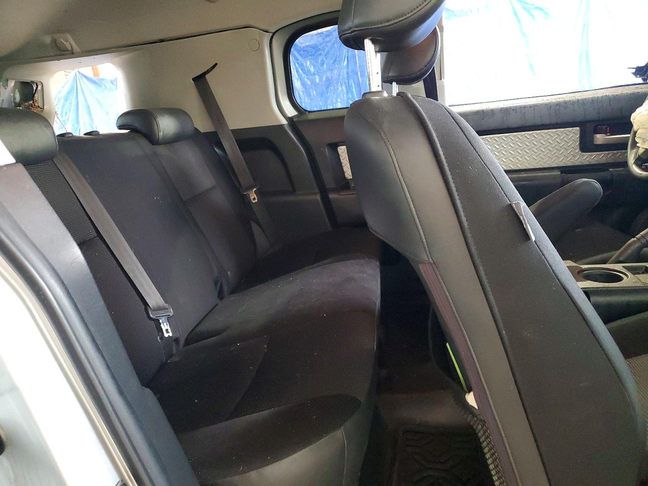 2008 Toyota Fj Cruiser Base Серебряный vin: JTEBU11F68K037992