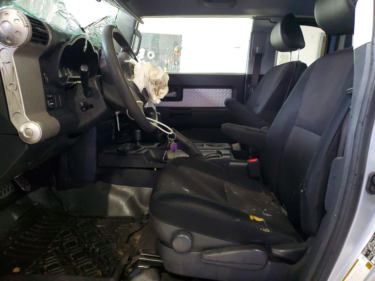 2008 Toyota Fj Cruiser Base Серебряный vin: JTEBU11F68K037992