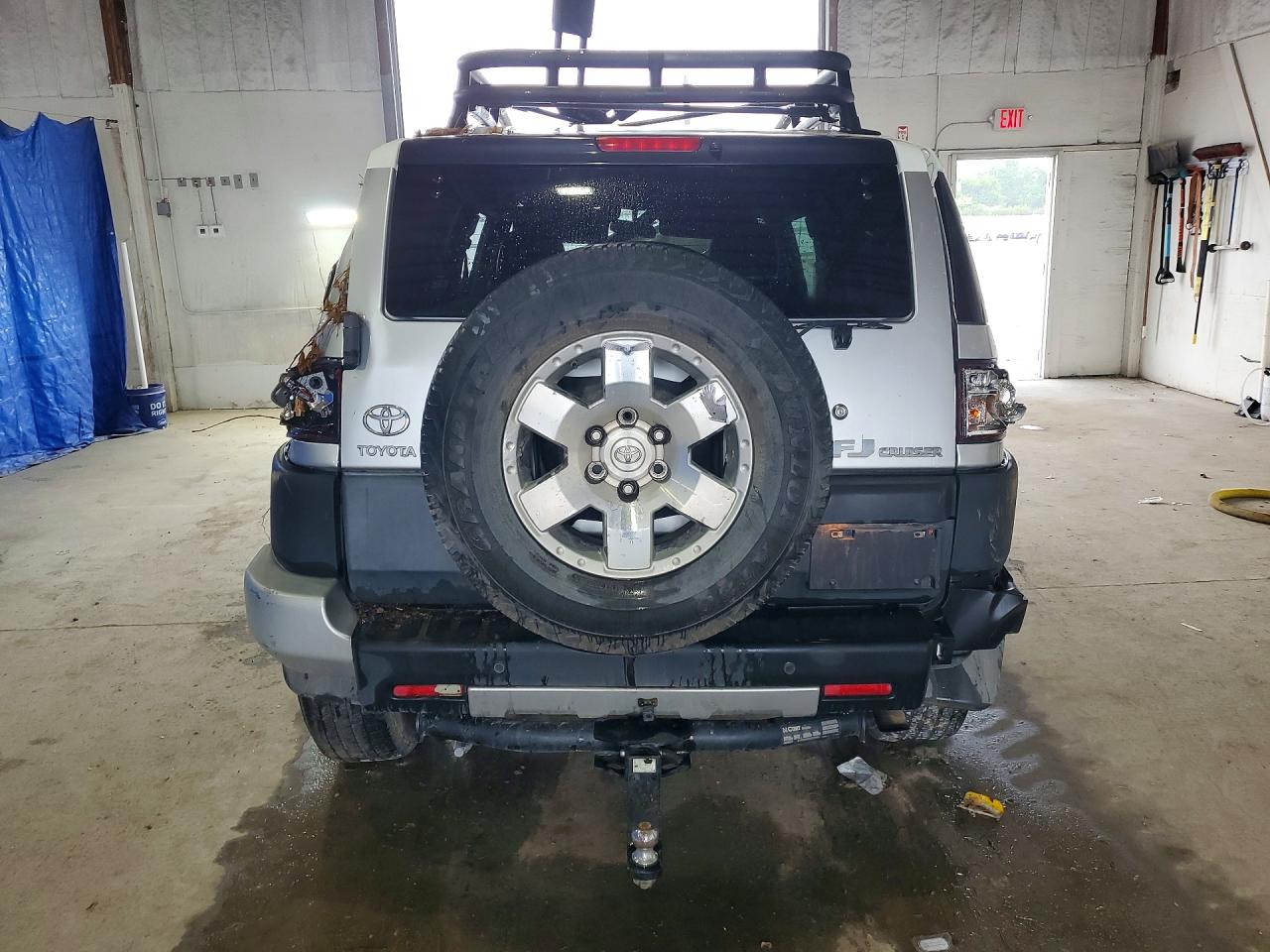 2008 Toyota Fj Cruiser Base Серебряный vin: JTEBU11F68K037992