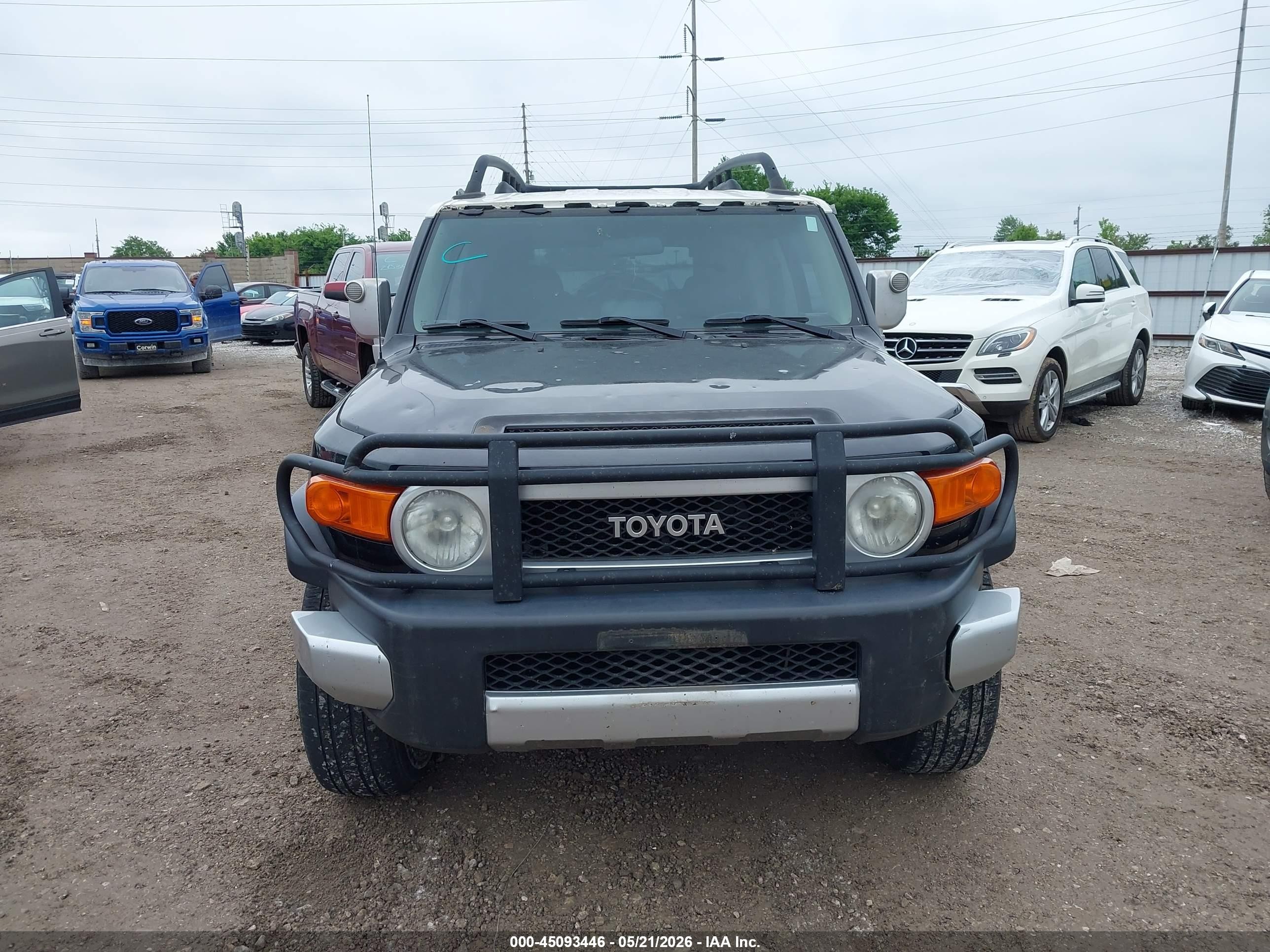 2008 Toyota Fj Cruiser   Black vin: JTEBU11F68K046725