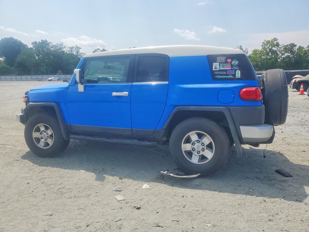 2009 Toyota Fj Cruiser Base Blue vin: JTEBU11F69K067821