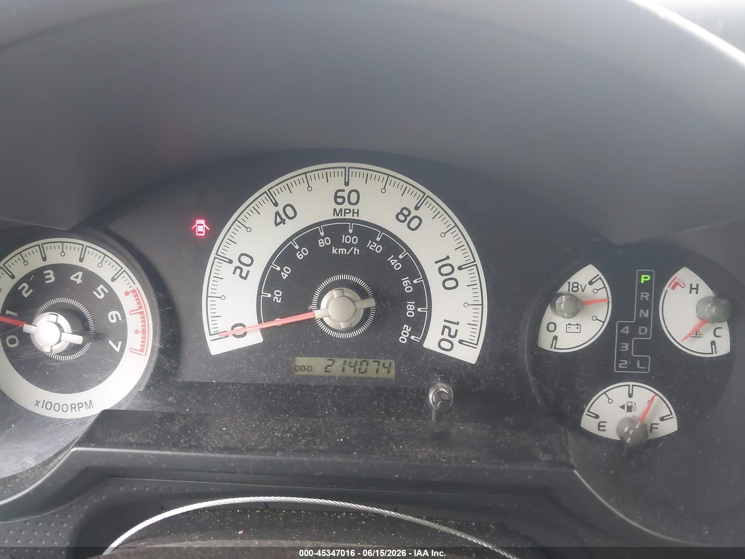 2007 Toyota Fj Cruiser   Maroon vin: JTEBU11F770073572