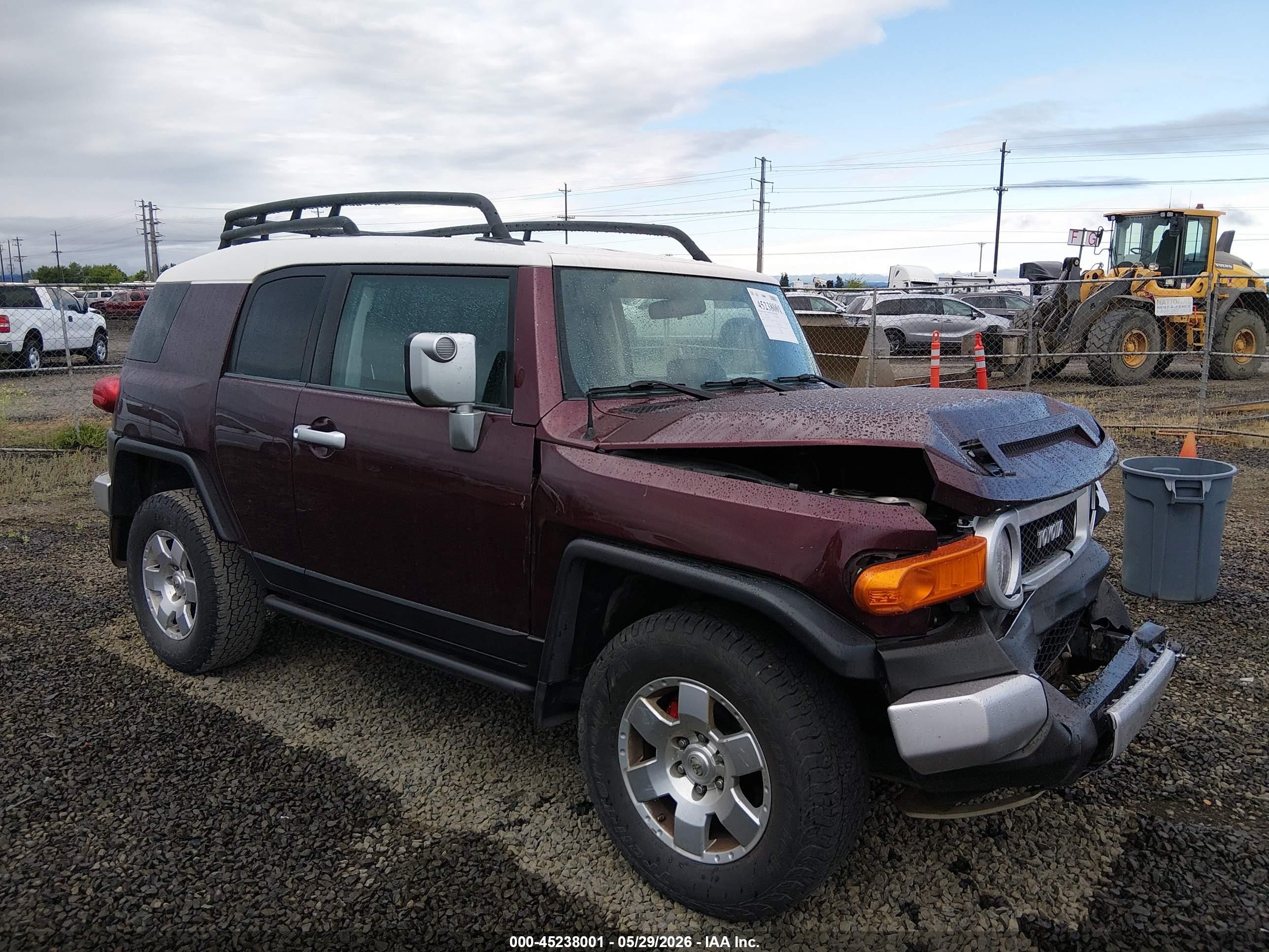 2007 Toyota Fj Cruiser   Purple vin: JTEBU11F770089836