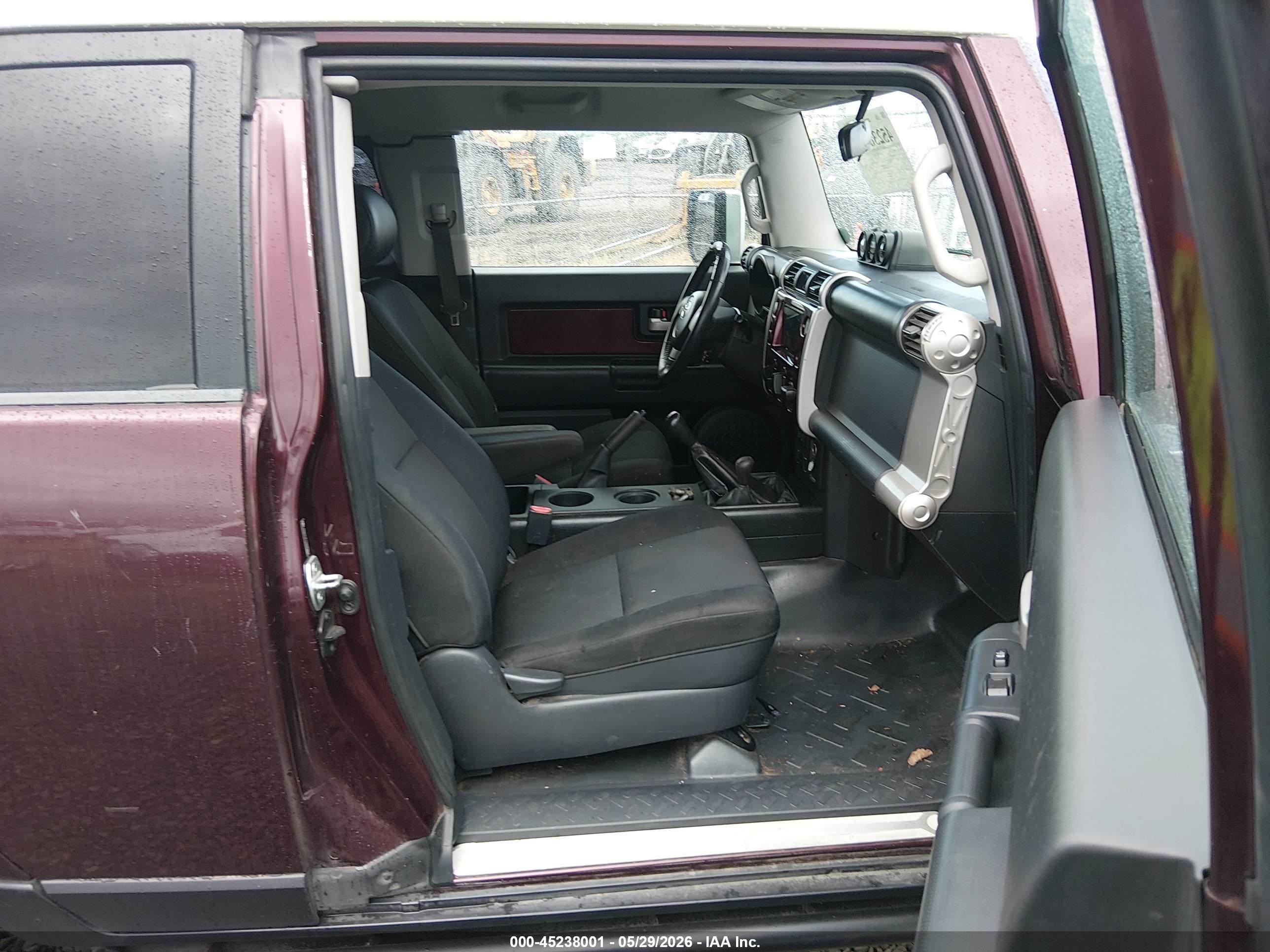 2007 Toyota Fj Cruiser   Purple vin: JTEBU11F770089836
