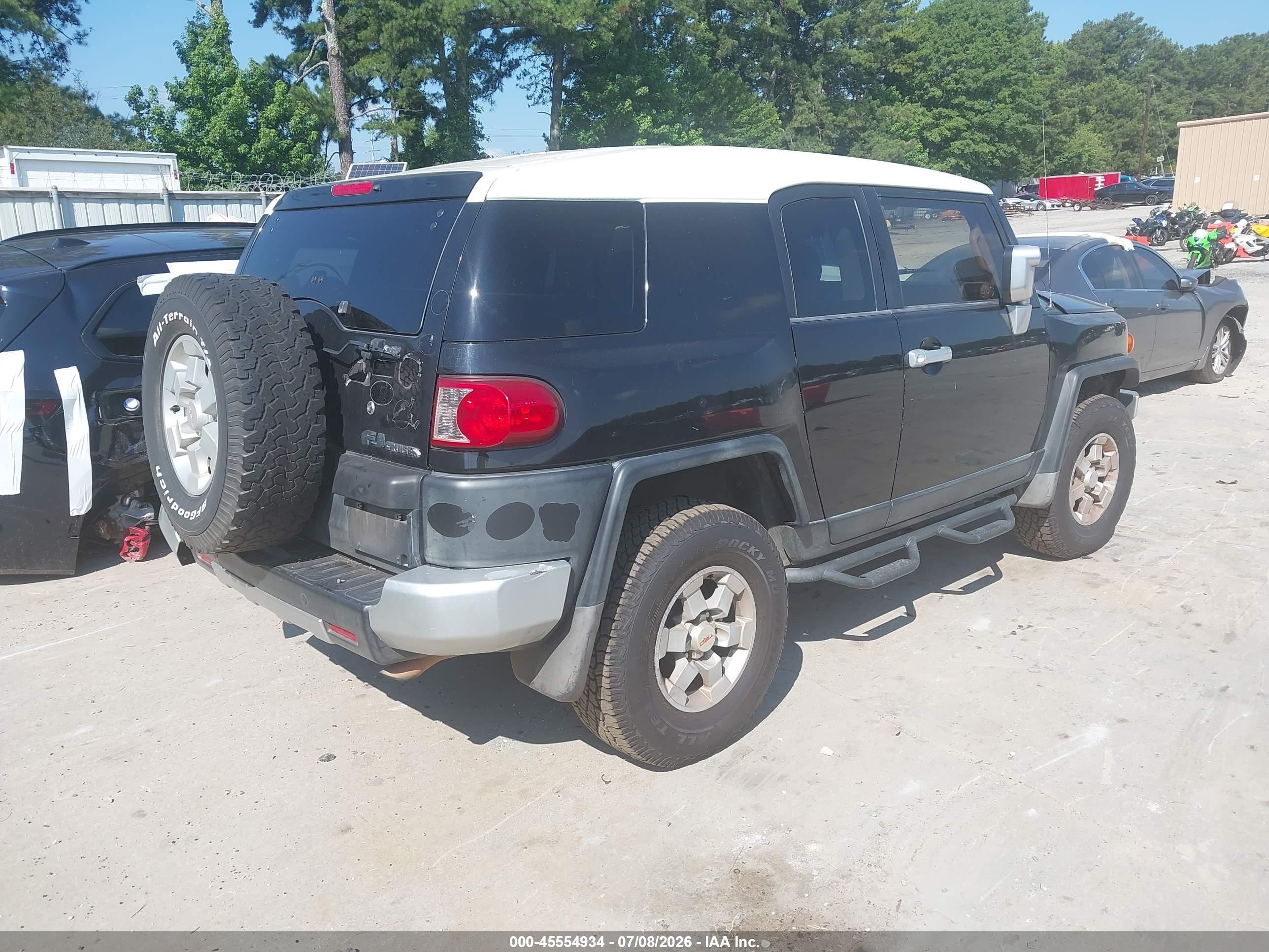 2007 Toyota Fj Cruiser   Black vin: JTEBU11F770091988