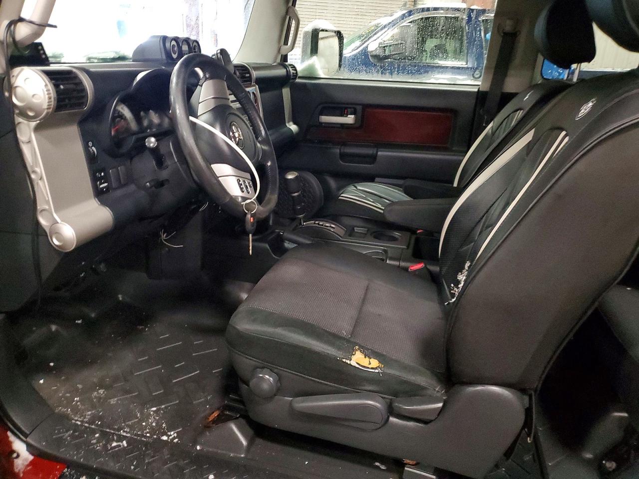 2008 Toyota Fj Cruiser Burgundy vin: JTEBU11F78K009165