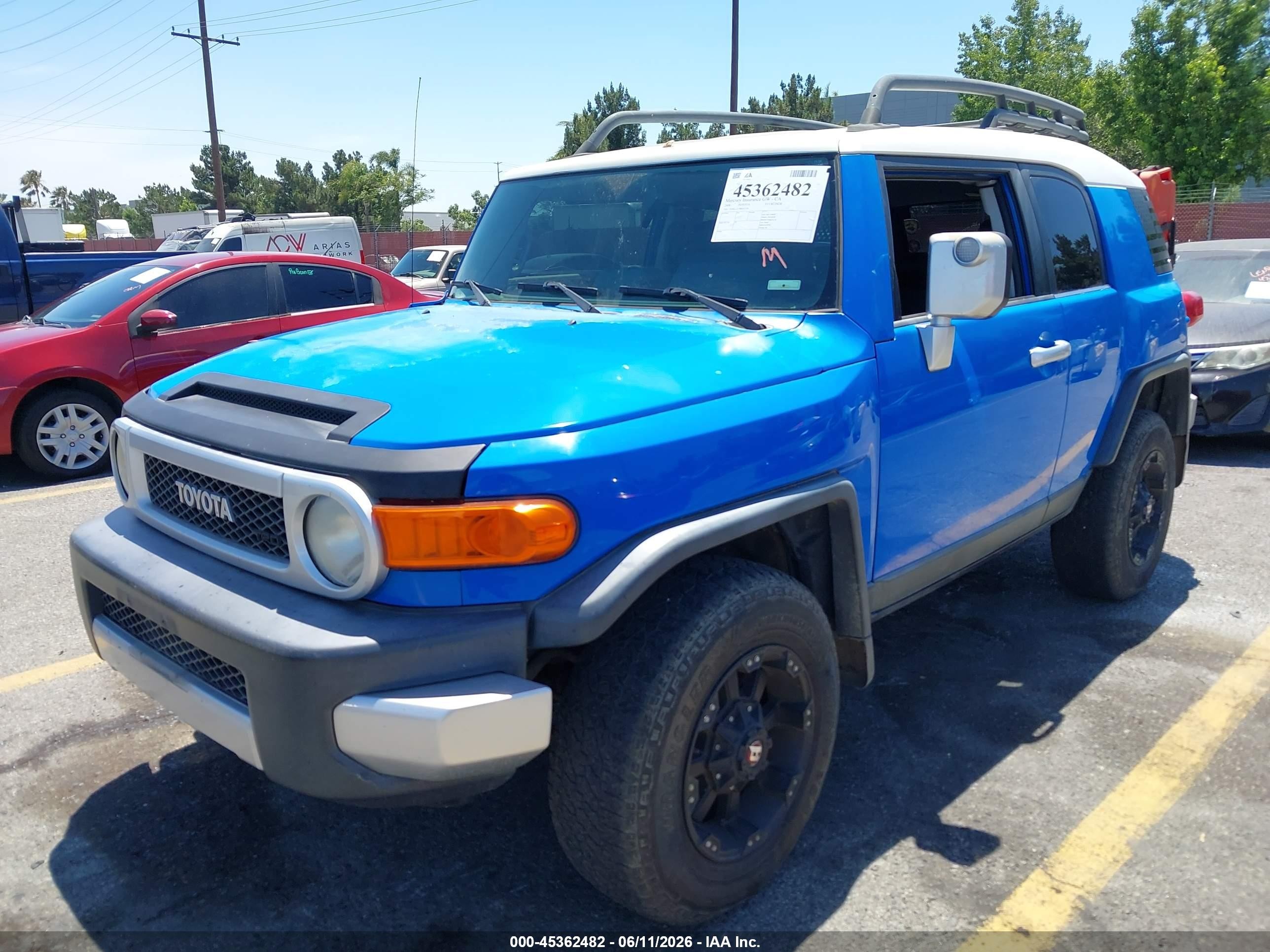 2008 Toyota Fj Cruiser   Blue vin: JTEBU11F78K011336