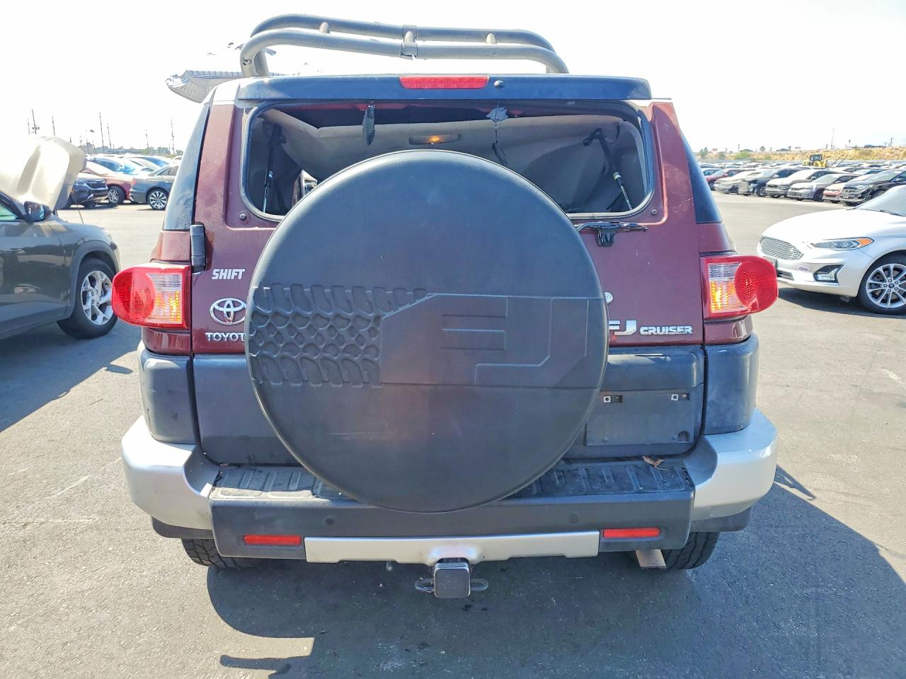 2008 Toyota Fj Cruiser Base Burgundy vin: JTEBU11F78K054641