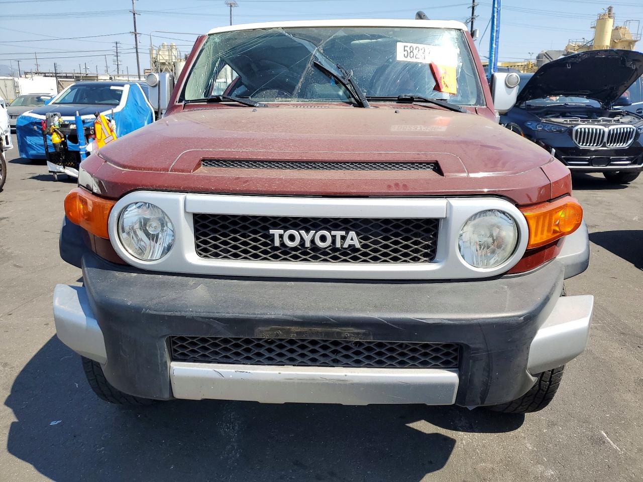 2008 Toyota Fj Cruiser Base Burgundy vin: JTEBU11F78K054641