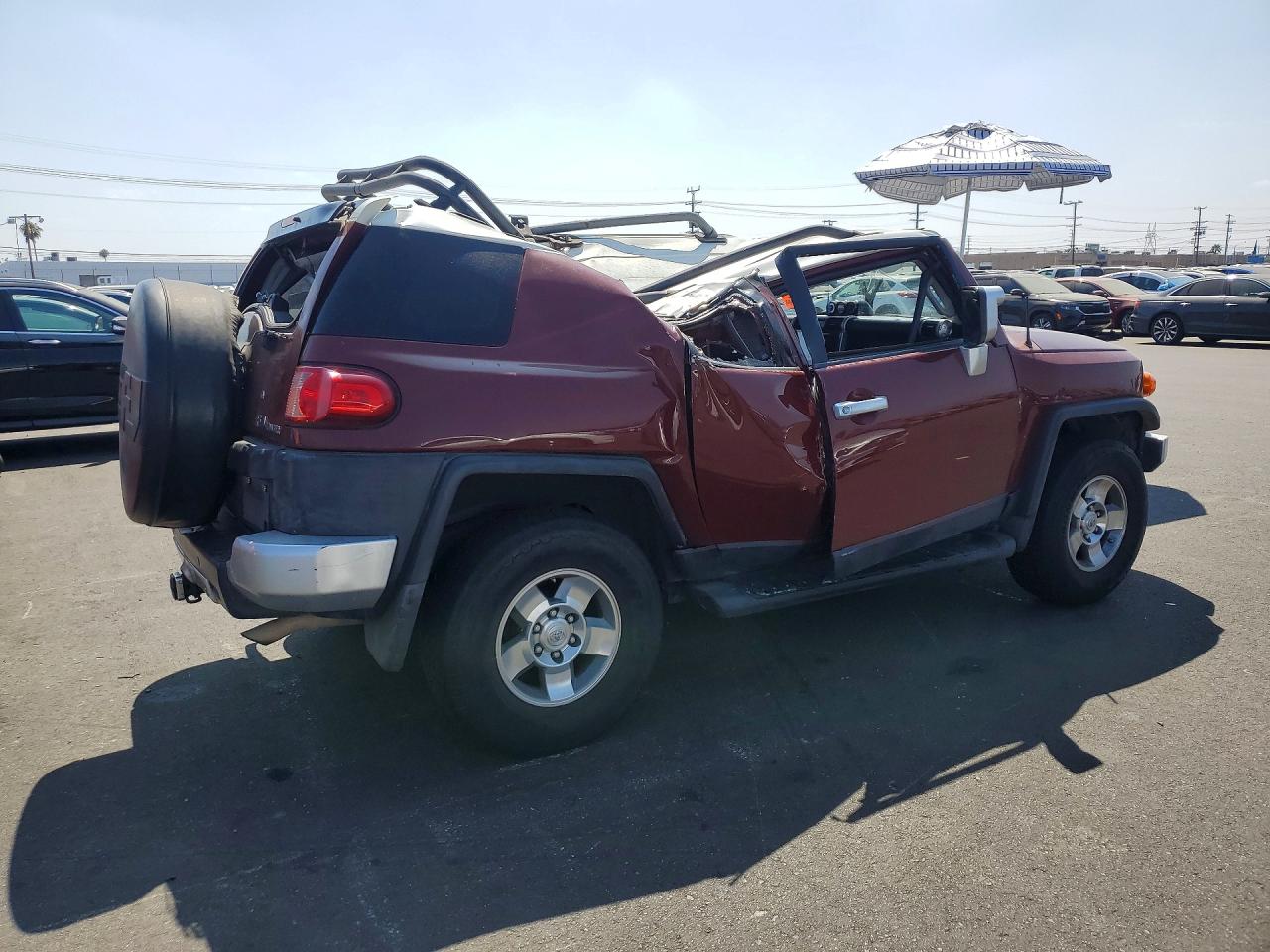 2008 Toyota Fj Cruiser Base Burgundy vin: JTEBU11F78K054641