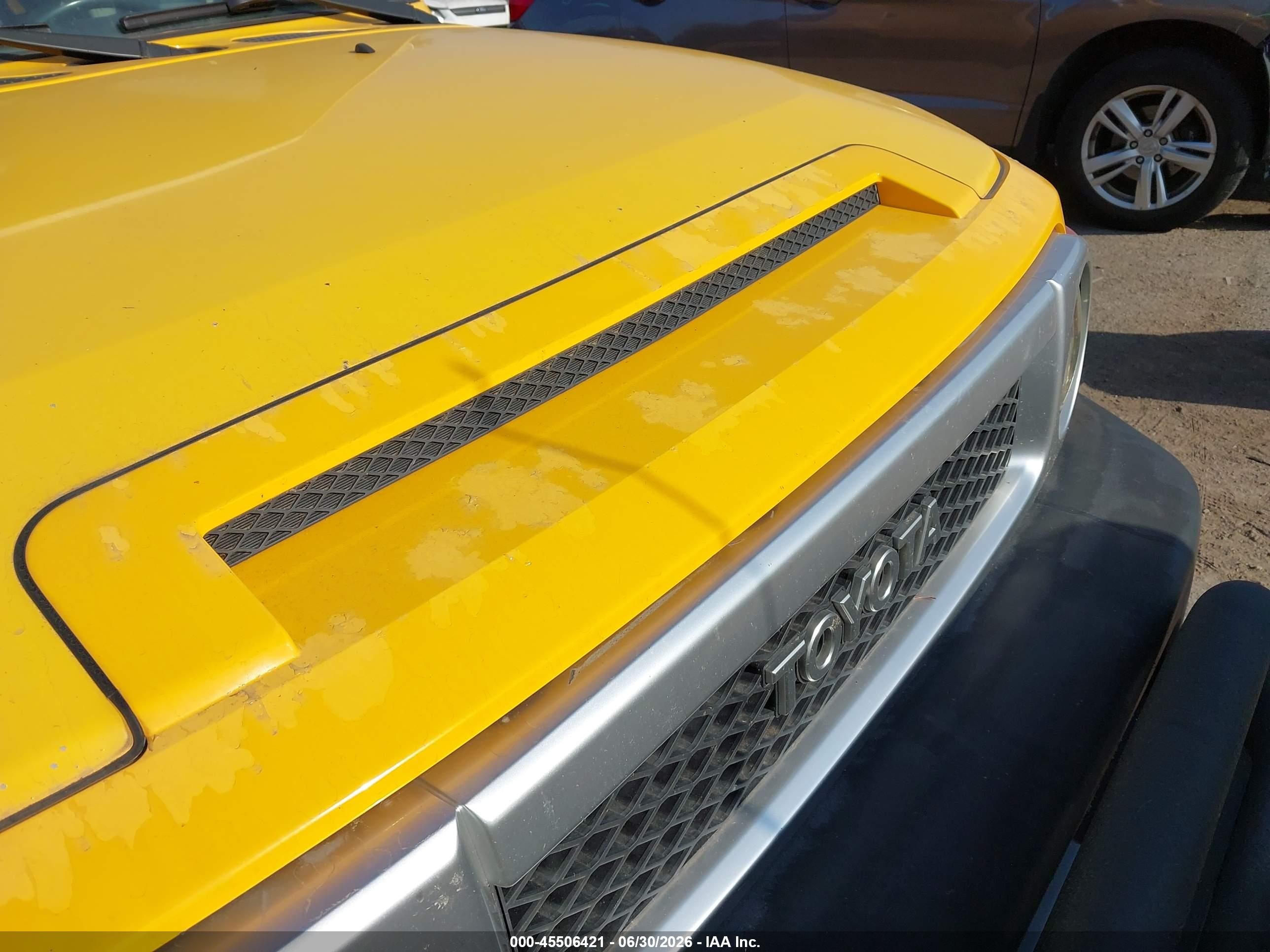 2007 Toyota Fj Cruiser   Yellow vin: JTEBU11F870004146