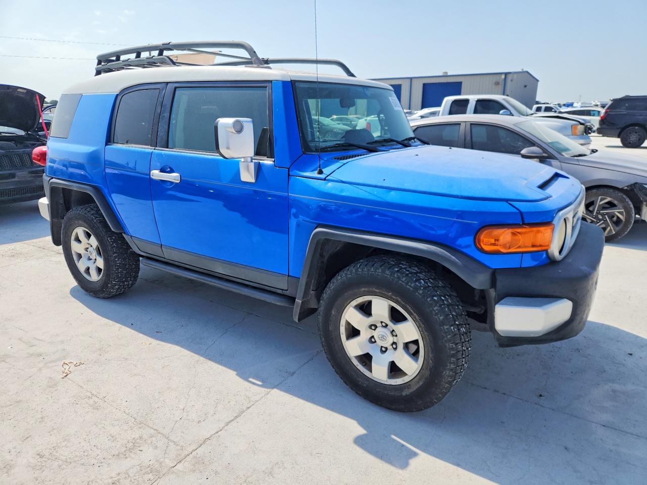 2007 Toyota Fj Cruiser Base Blue vin: JTEBU11F870011629