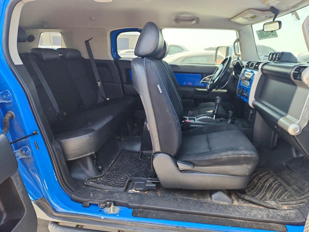 2007 Toyota Fj Cruiser Base Blue vin: JTEBU11F870011629