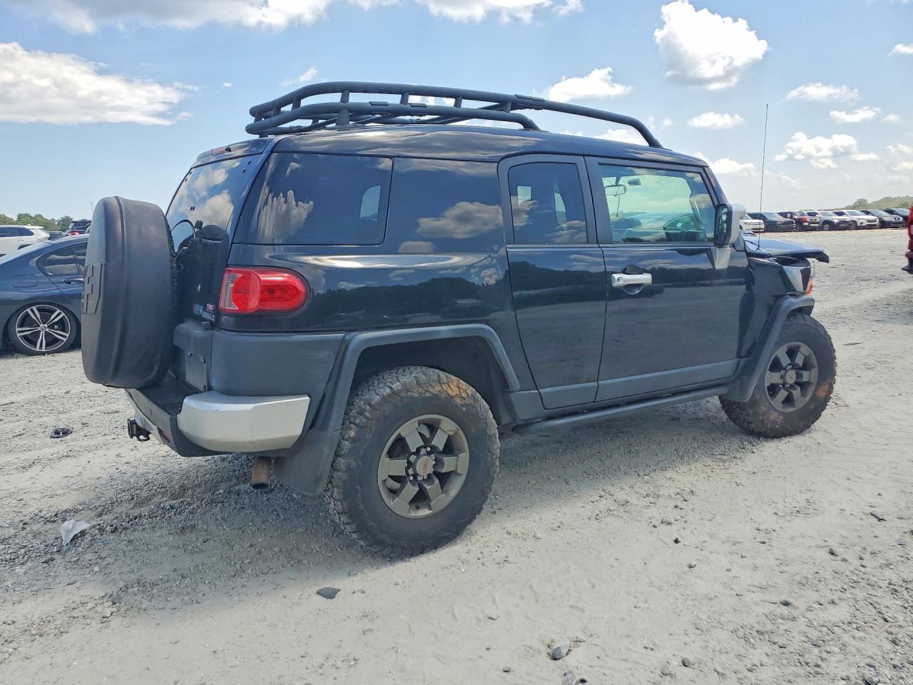 2007 Toyota Fj Cruiser Base Черный vin: JTEBU11F870055453