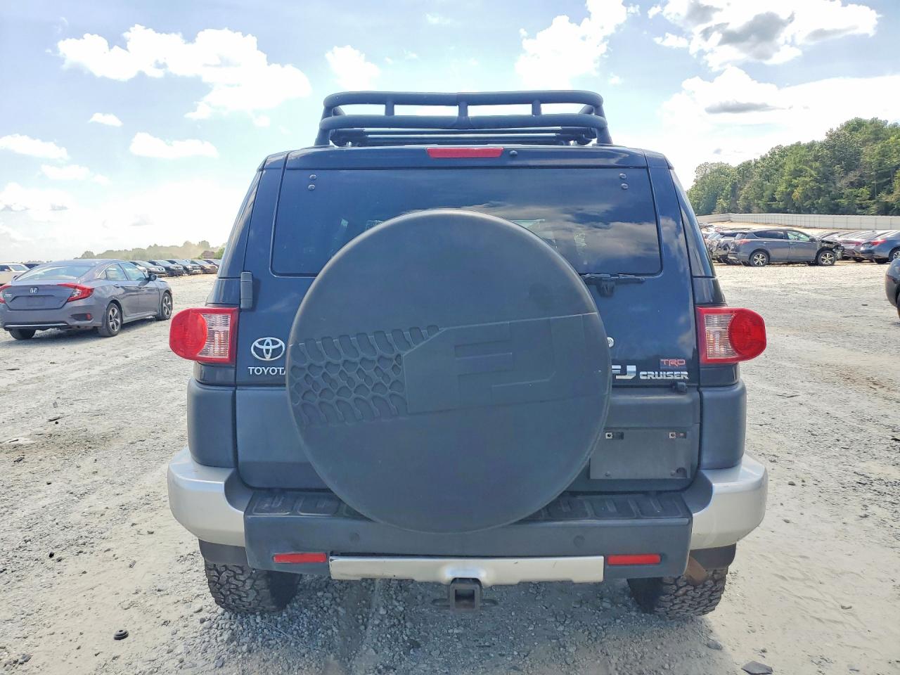 2007 Toyota Fj Cruiser Base Черный vin: JTEBU11F870055453