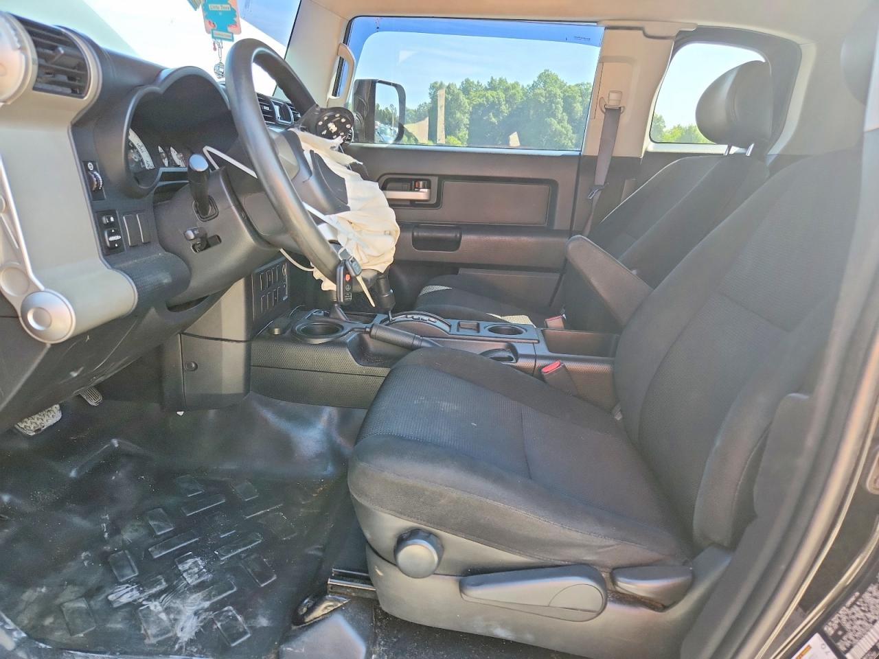 2007 Toyota Fj Cruiser Base Черный vin: JTEBU11F870075458