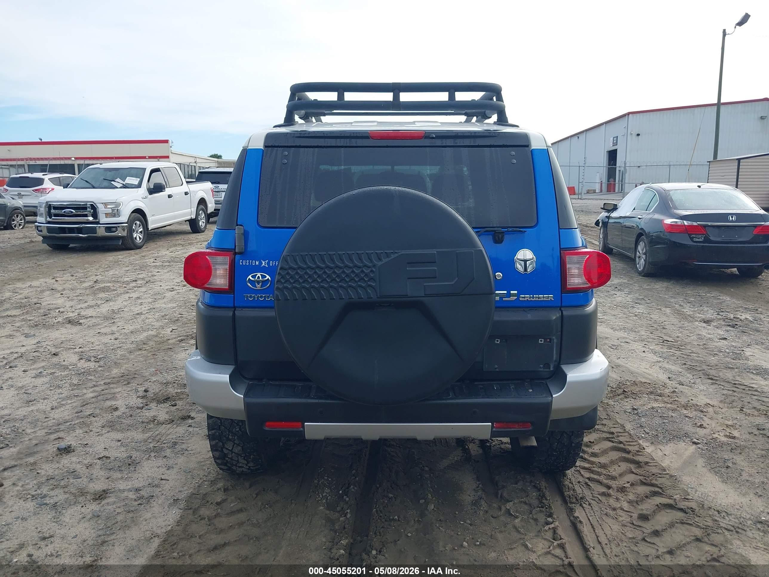 2008 Toyota Fj Cruiser   Синий vin: JTEBU11F88K045804