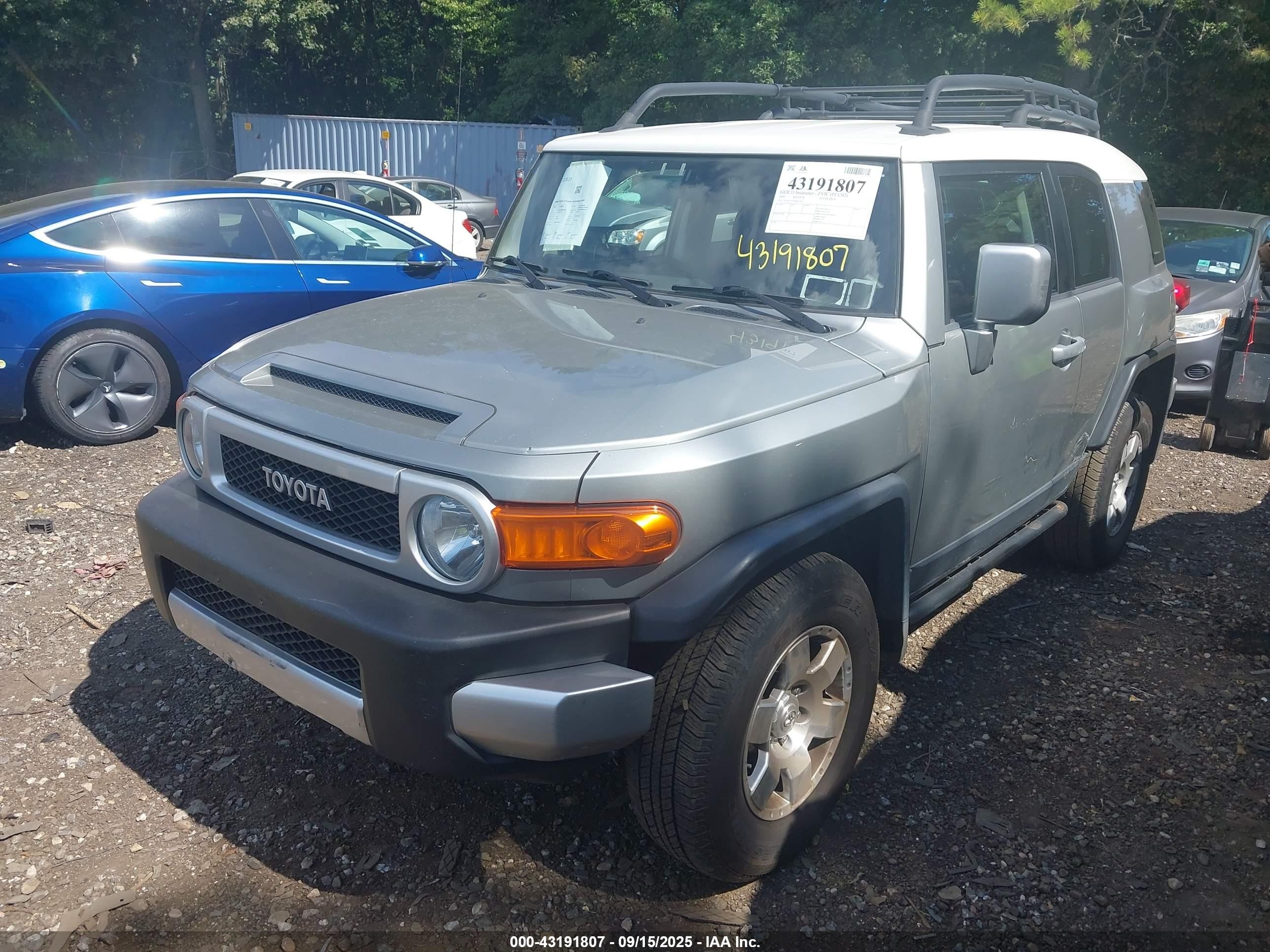 2009 Toyota Fj Cruiser   Gray vin: JTEBU11F89K062460