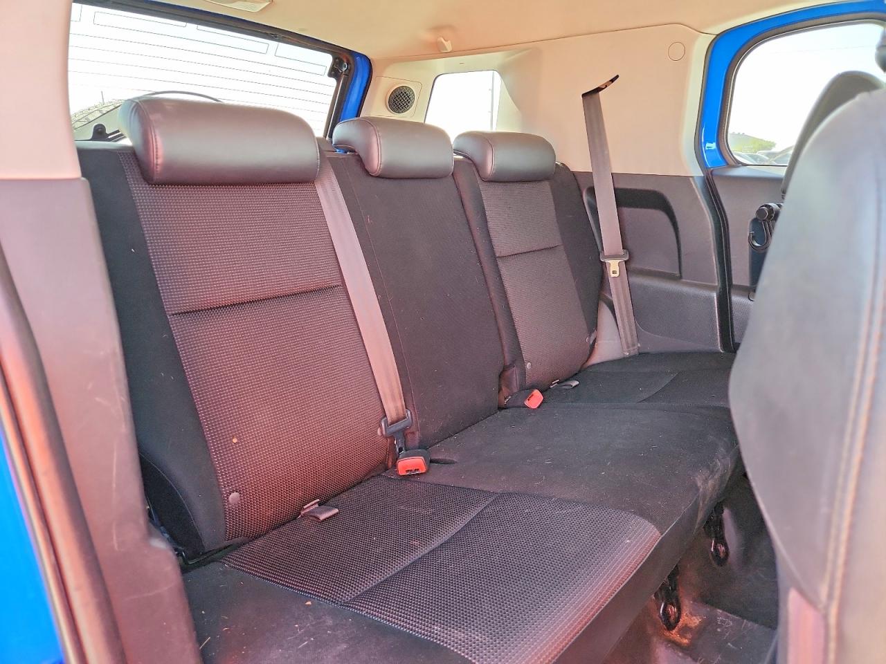 2007 Toyota Fj Cruiser Base Blue vin: JTEBU11F970015835