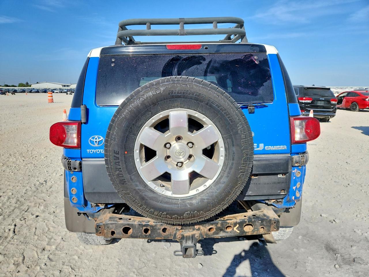 2007 Toyota Fj Cruiser Base Blue vin: JTEBU11F970015835