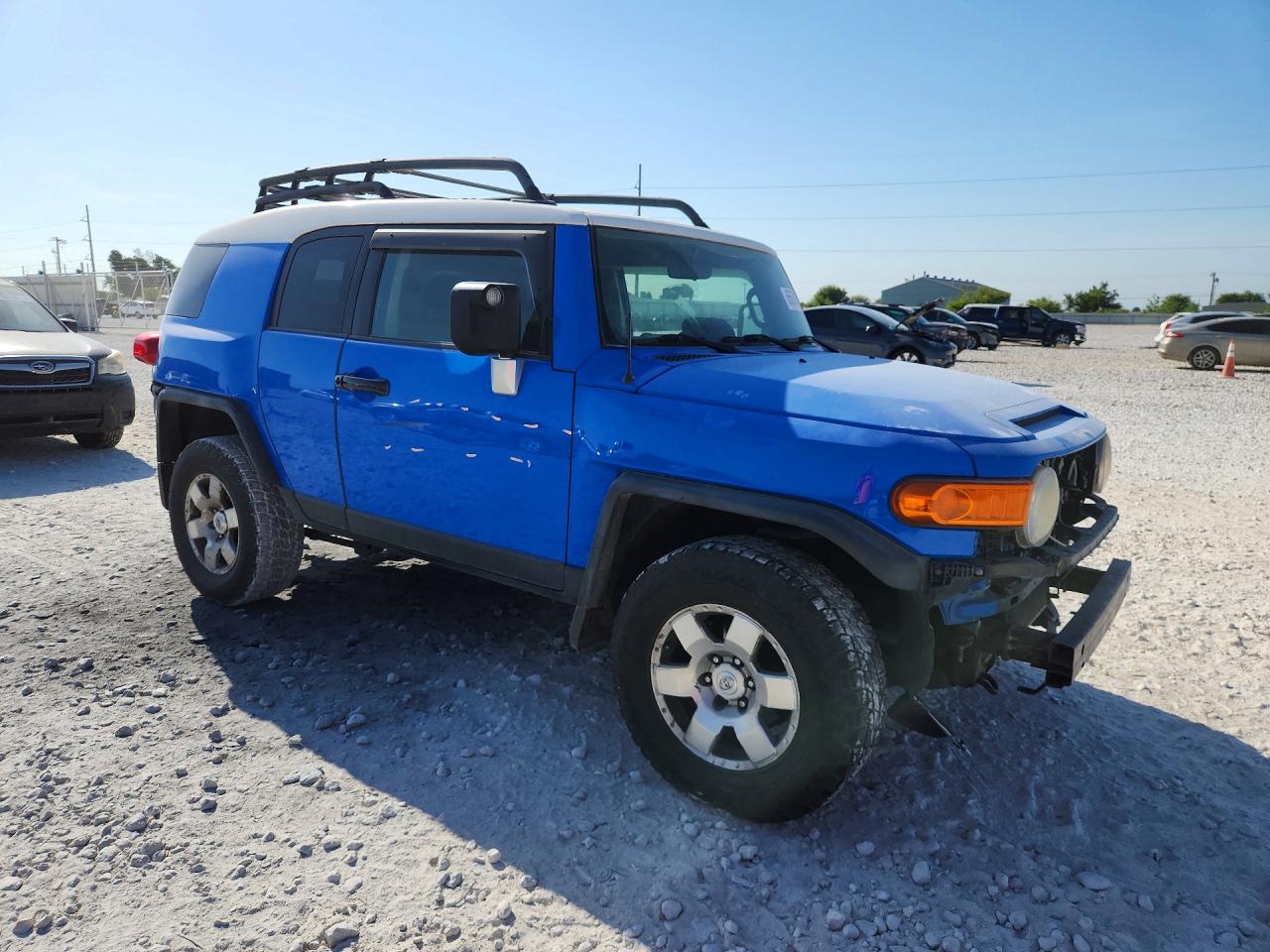 2007 Toyota Fj Cruiser Base Blue vin: JTEBU11F970015835