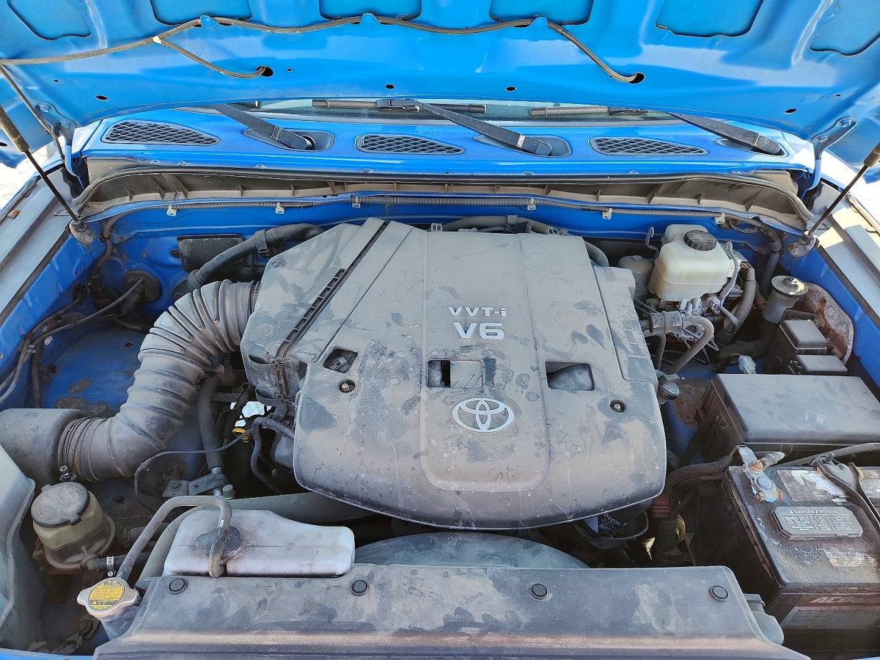 2007 Toyota Fj Cruiser Base Blue vin: JTEBU11F970015835