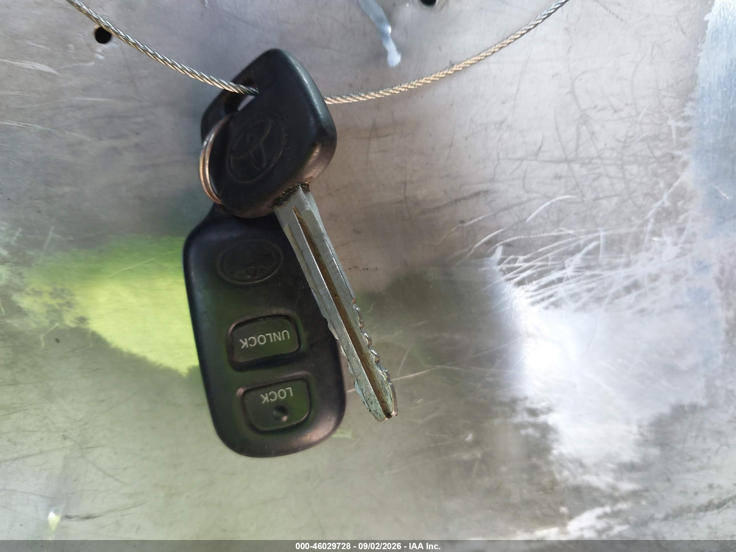 2007 Toyota Fj Cruiser   Красный vin: JTEBU11F970045403