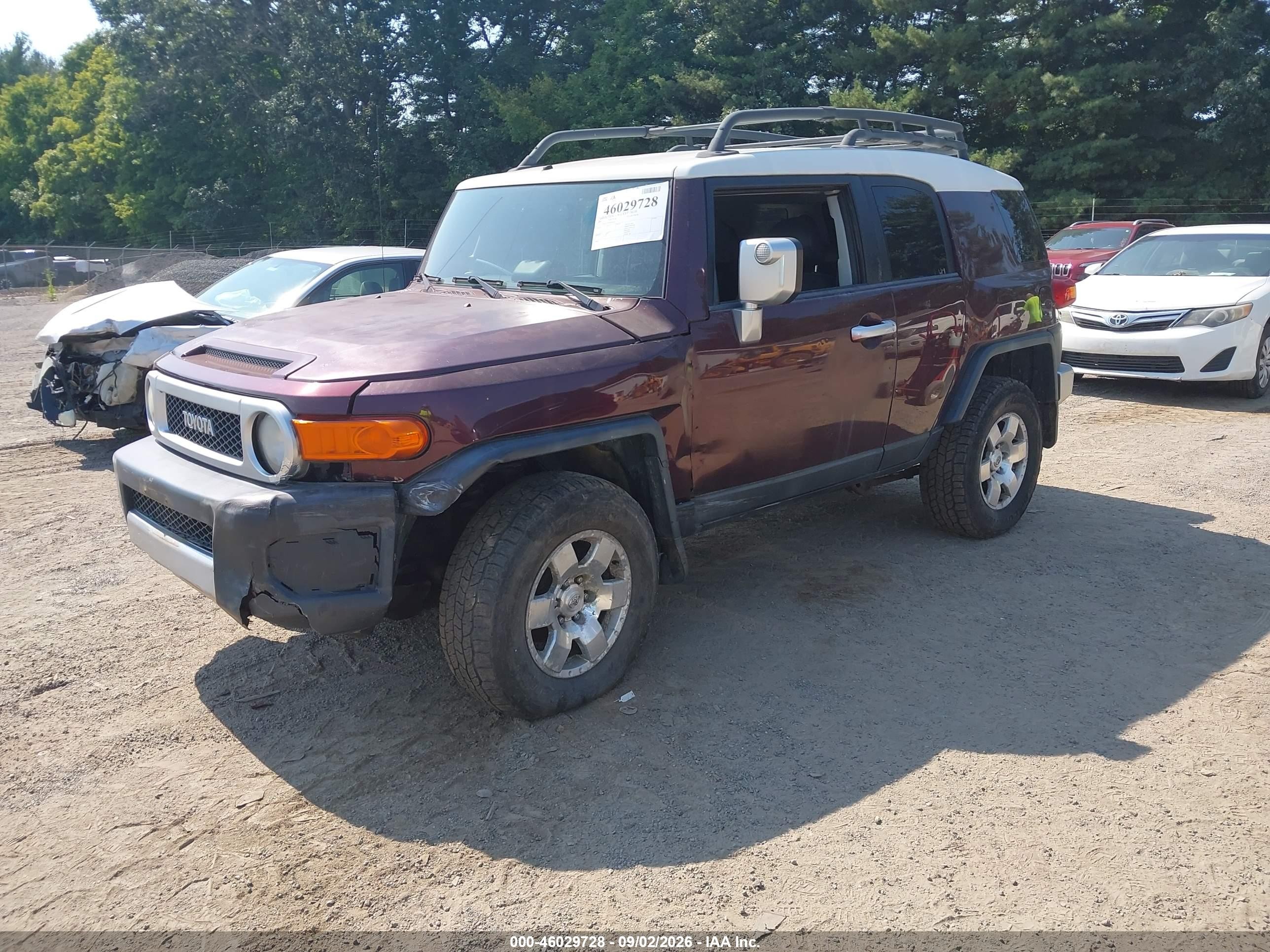 2007 Toyota Fj Cruiser   Красный vin: JTEBU11F970045403