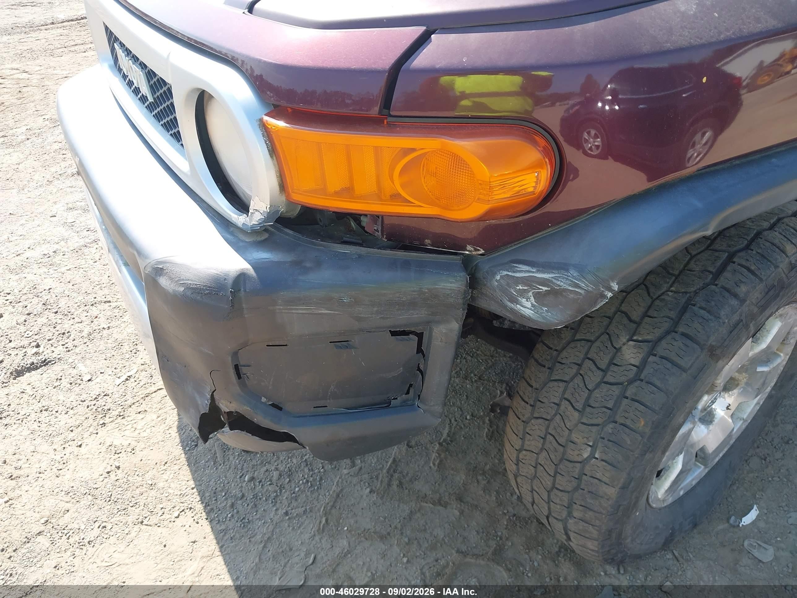 2007 Toyota Fj Cruiser   Красный vin: JTEBU11F970045403