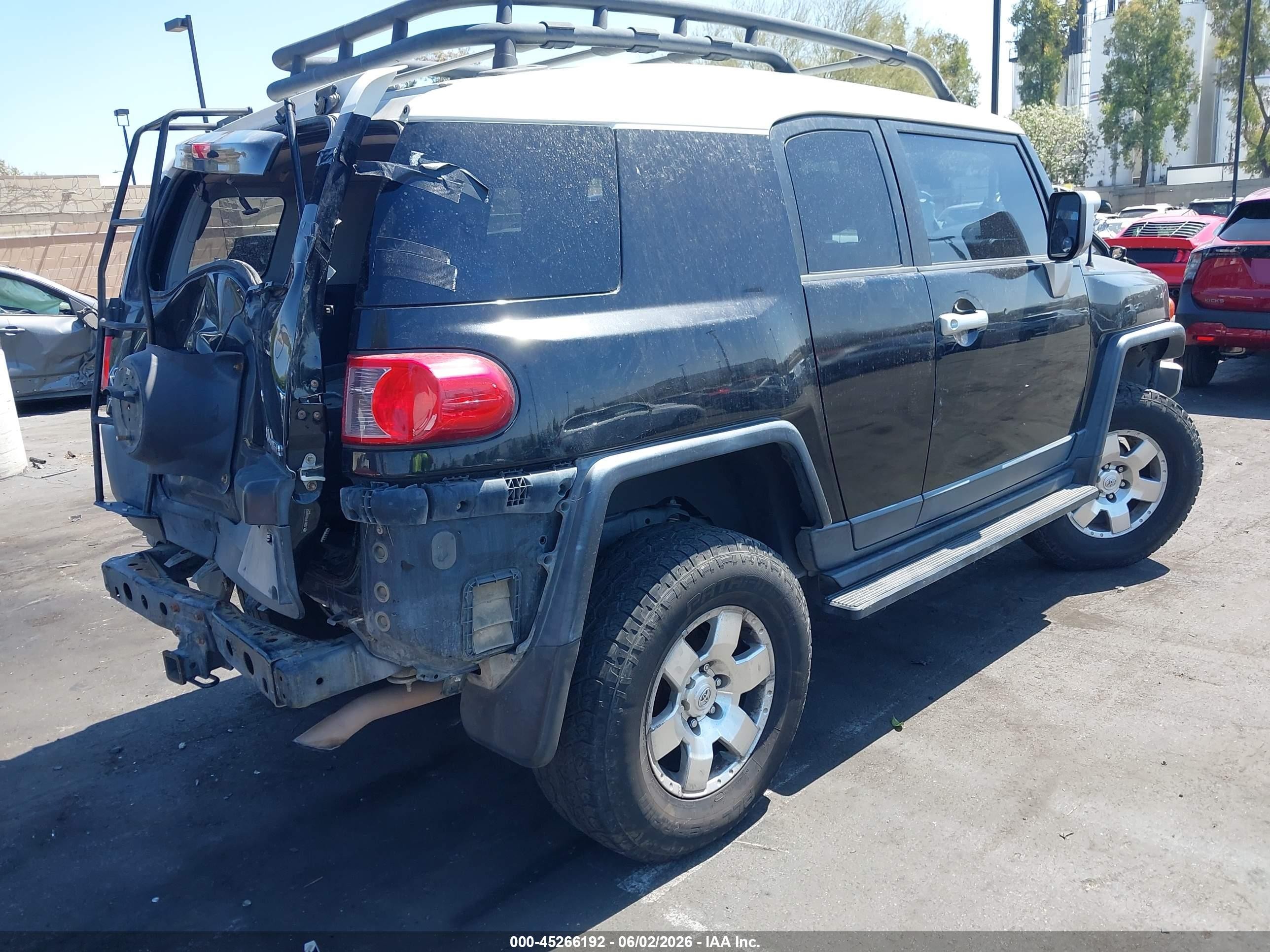 2007 Toyota Fj Cruiser   Black vin: JTEBU11F970069152