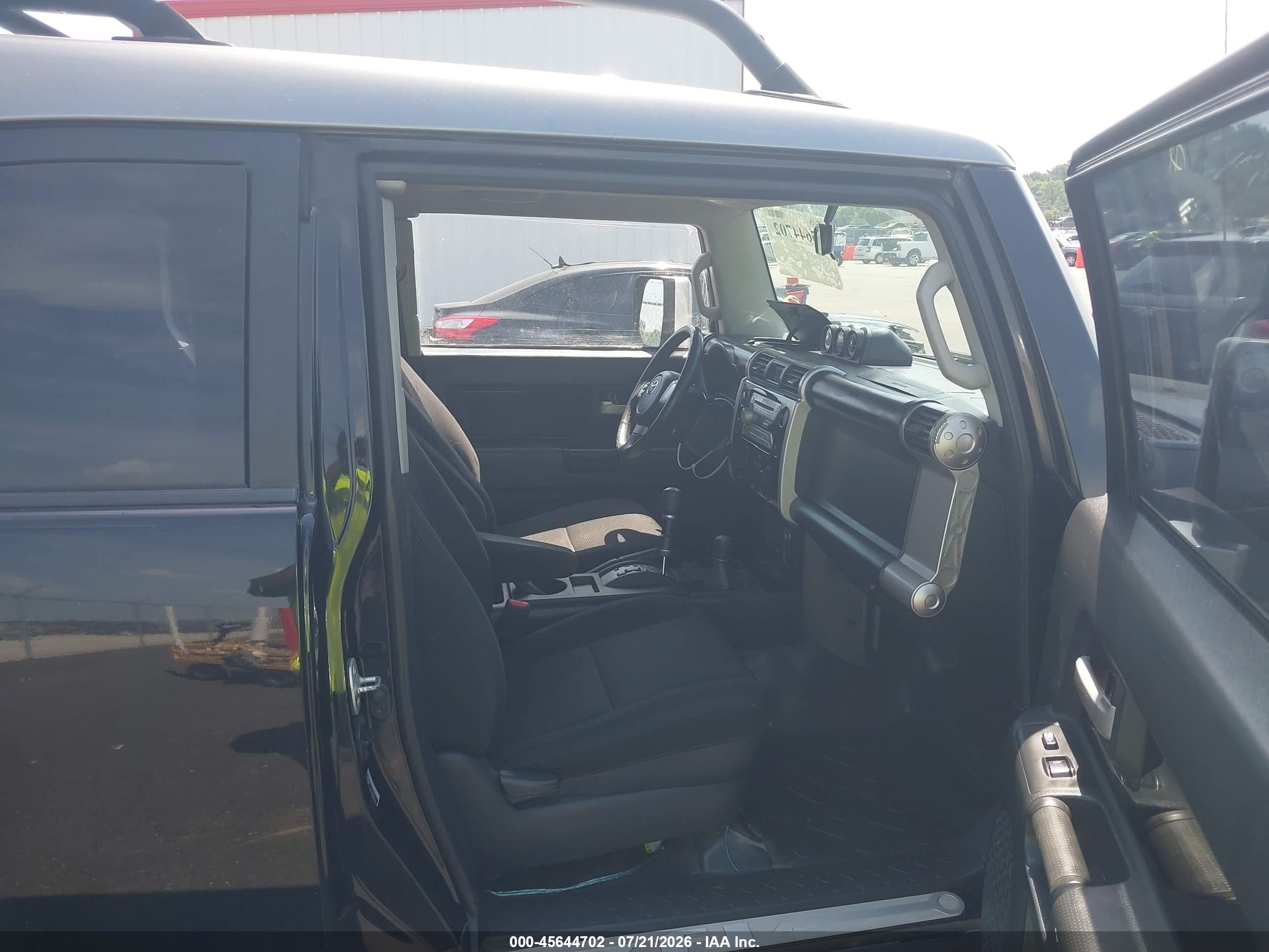 2007 Toyota Fj Cruiser   Black vin: JTEBU11F970069541
