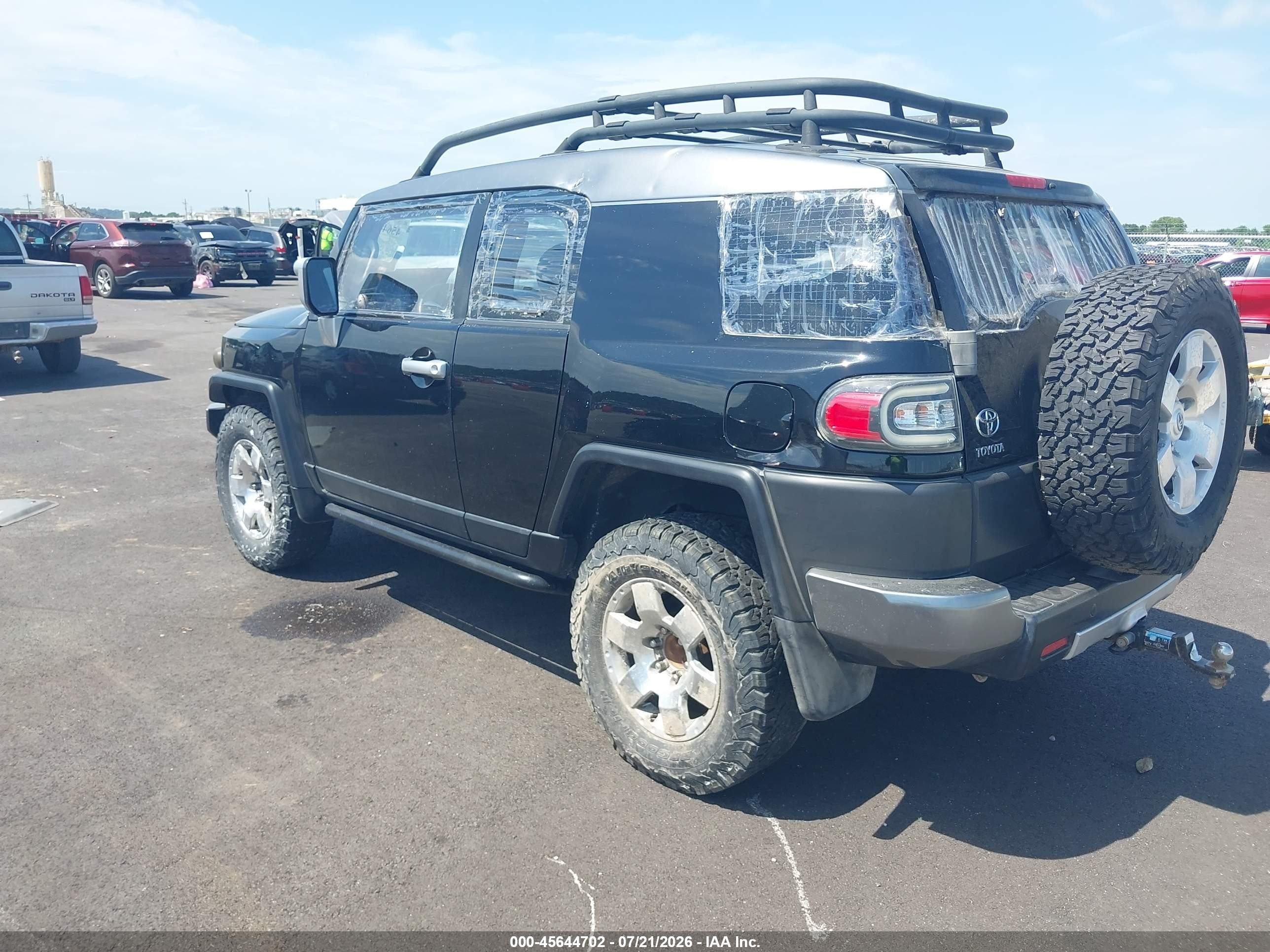 2007 Toyota Fj Cruiser   Black vin: JTEBU11F970069541