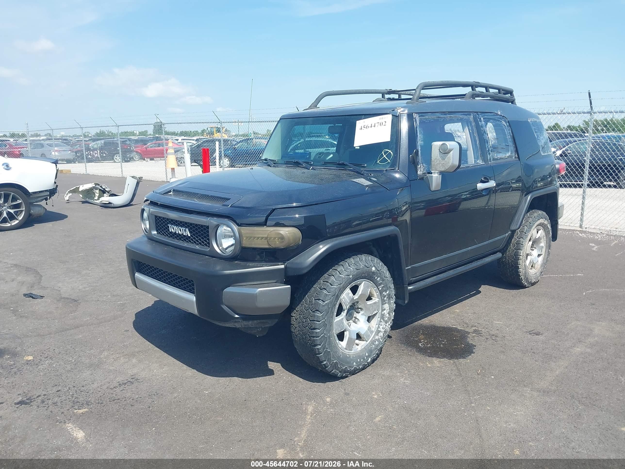 2007 Toyota Fj Cruiser   Black vin: JTEBU11F970069541