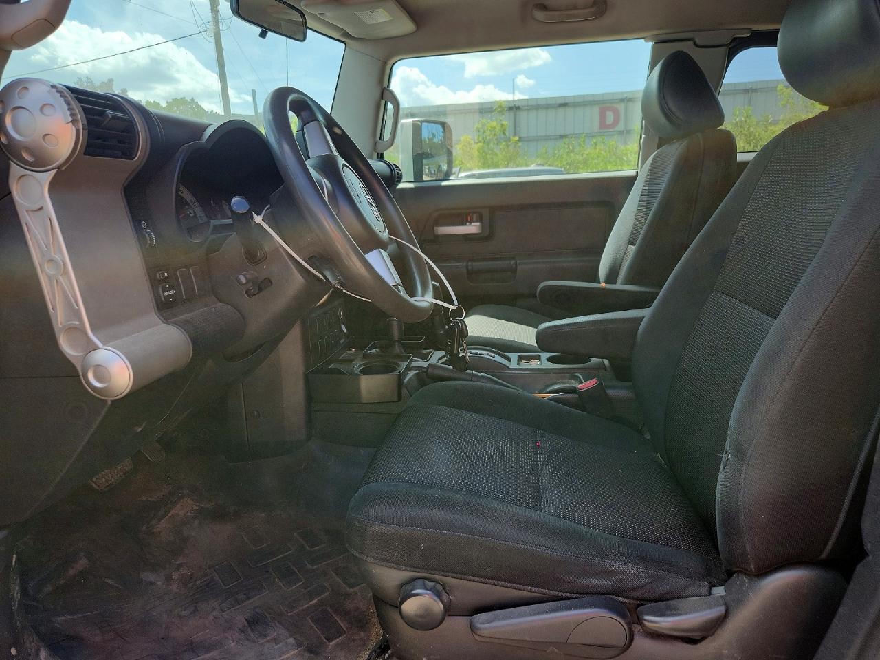 2007 Toyota Fj Cruiser Base Burgundy vin: JTEBU11F970078045