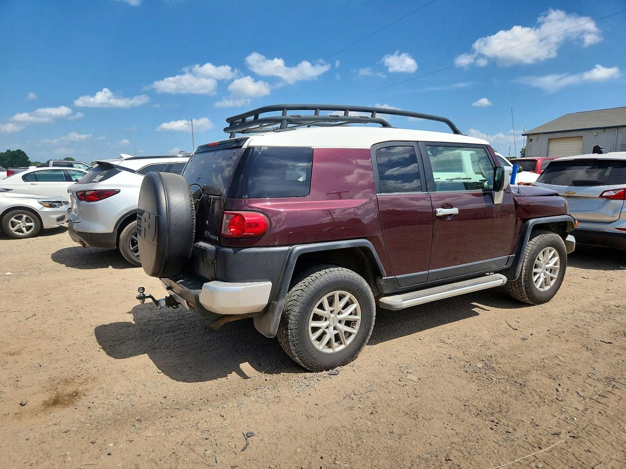2007 Toyota Fj Cruiser Base Burgundy vin: JTEBU11F970078045