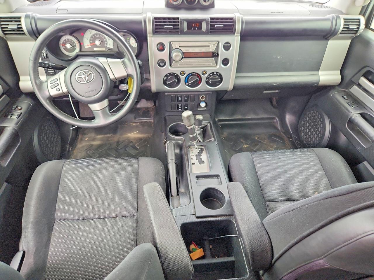 2007 Toyota Fj Cruiser Base Silver vin: JTEBU11F970092205