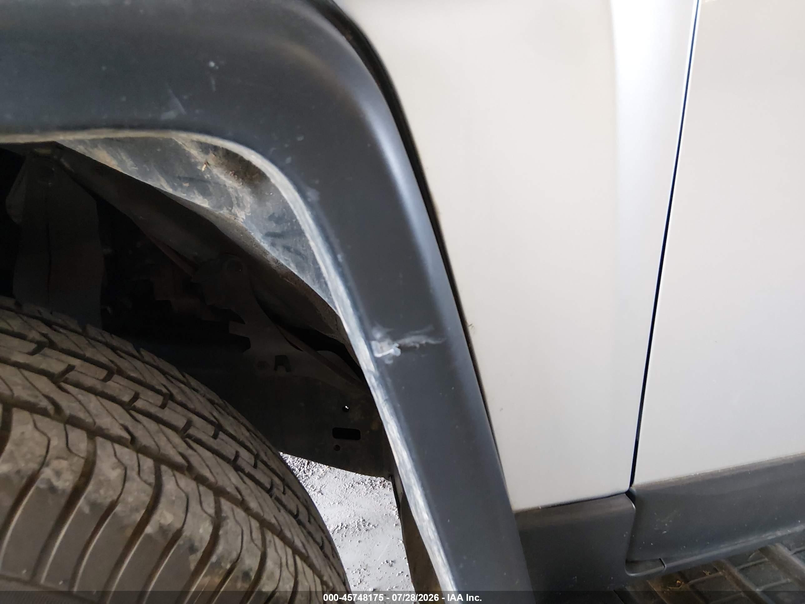 2007 Toyota Fj Cruiser   Silver vin: JTEBU11FX70017156