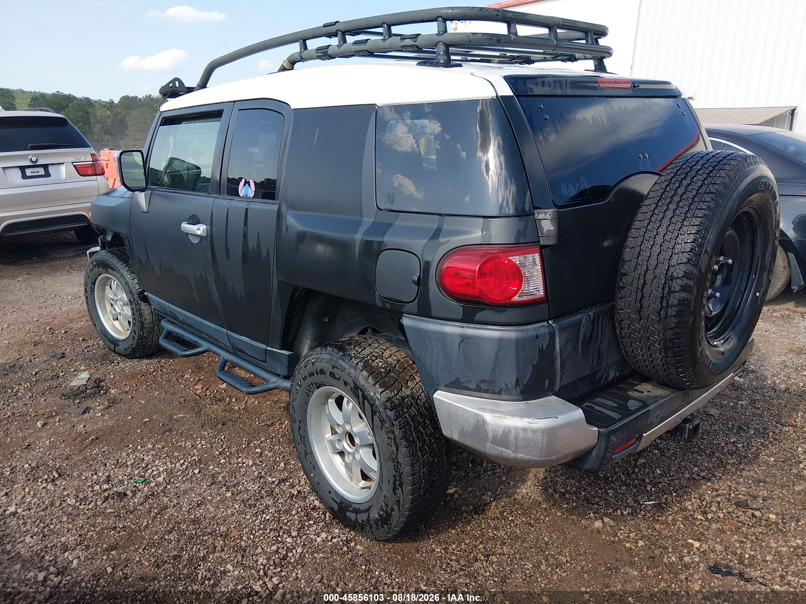 2007 Toyota Fj Cruiser   Black vin: JTEBU11FX70020414